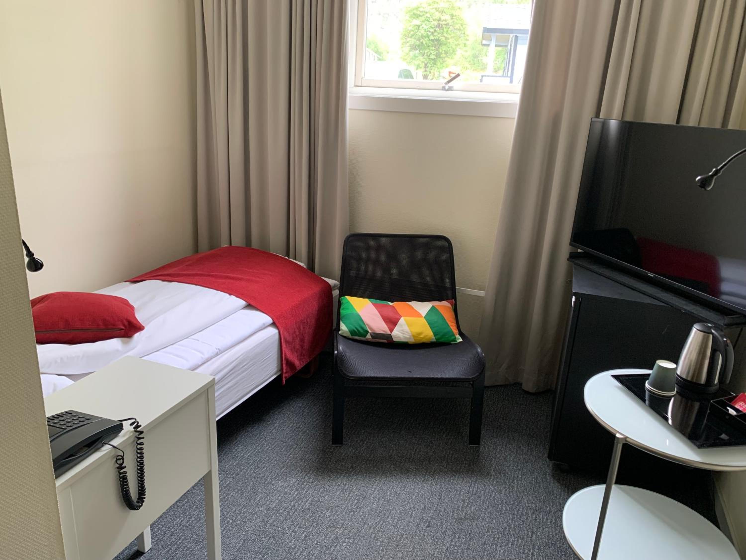Single Room photo 1