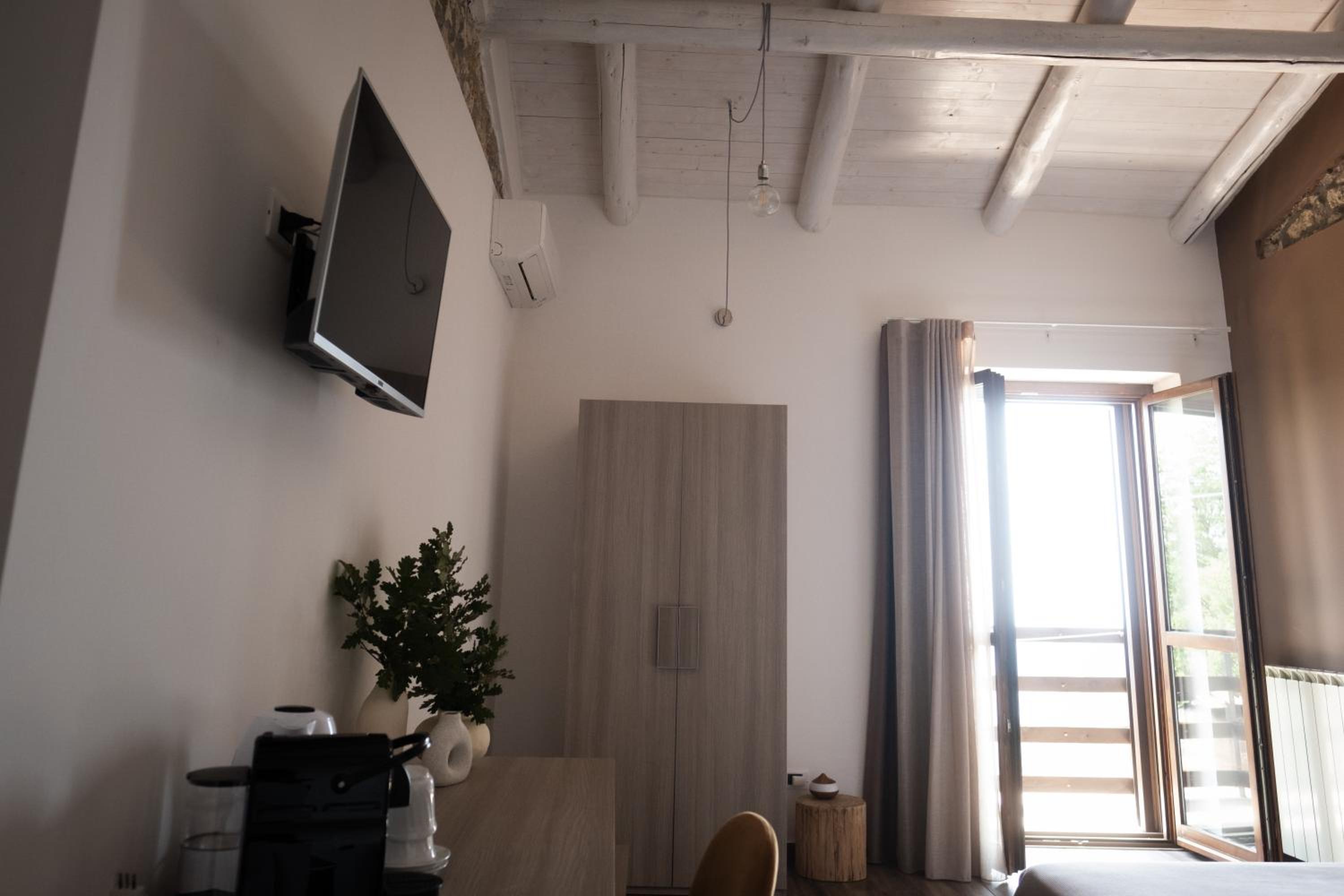 Standard Quadruple Room photo 2