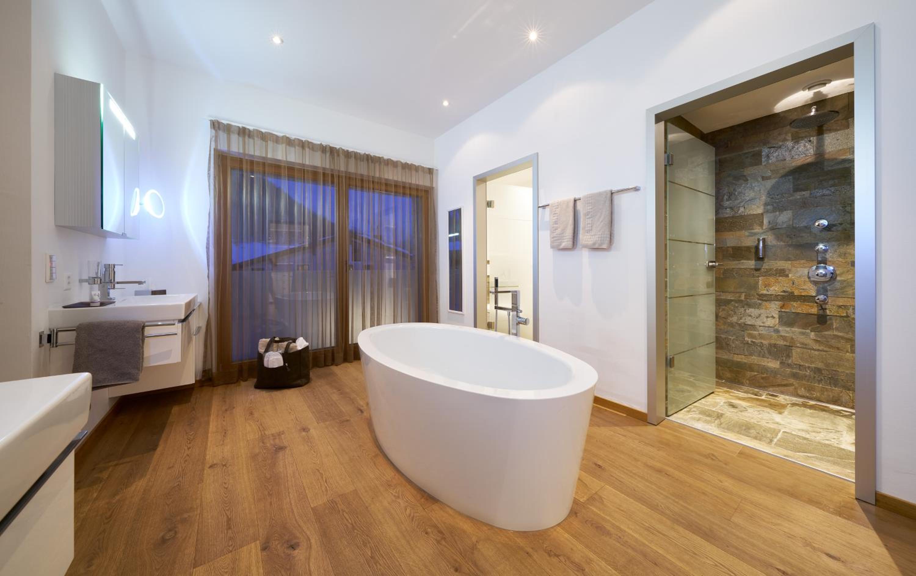 Executive Suite photo 2