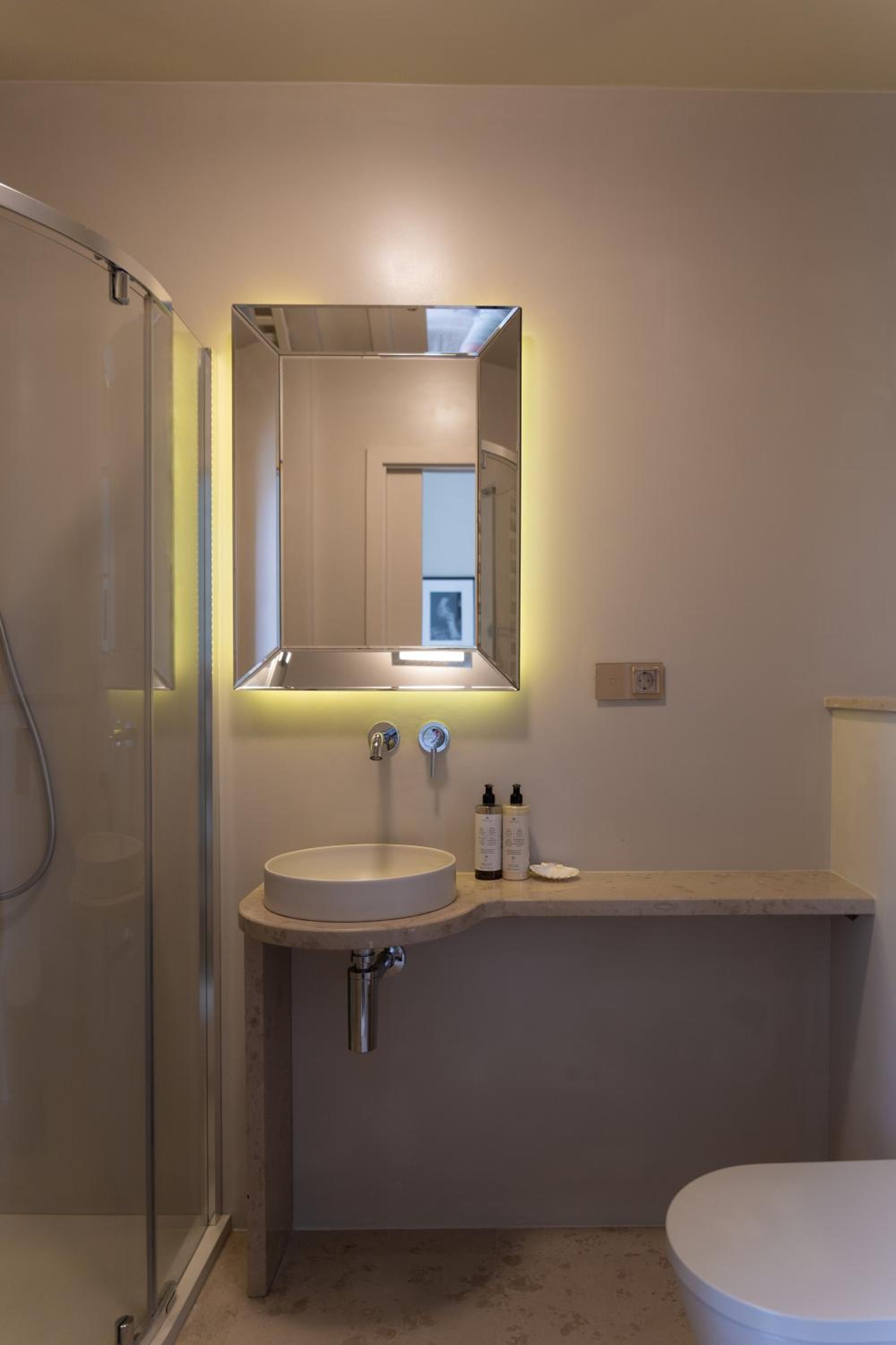 Small Double Room photo 2