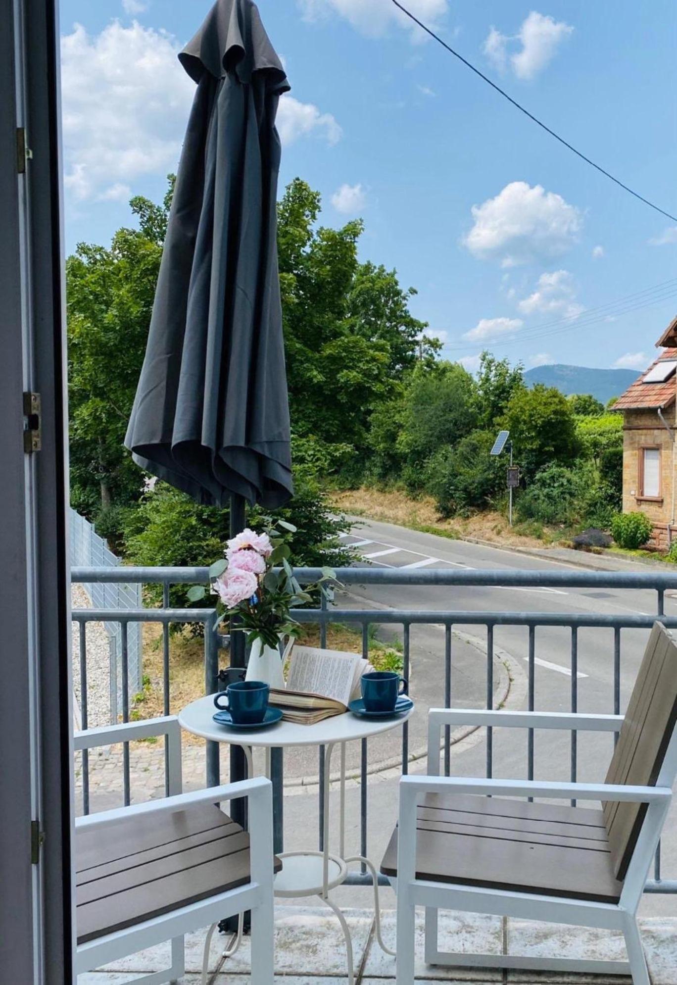 Deluxe Double Room with Balcony - Photo 3