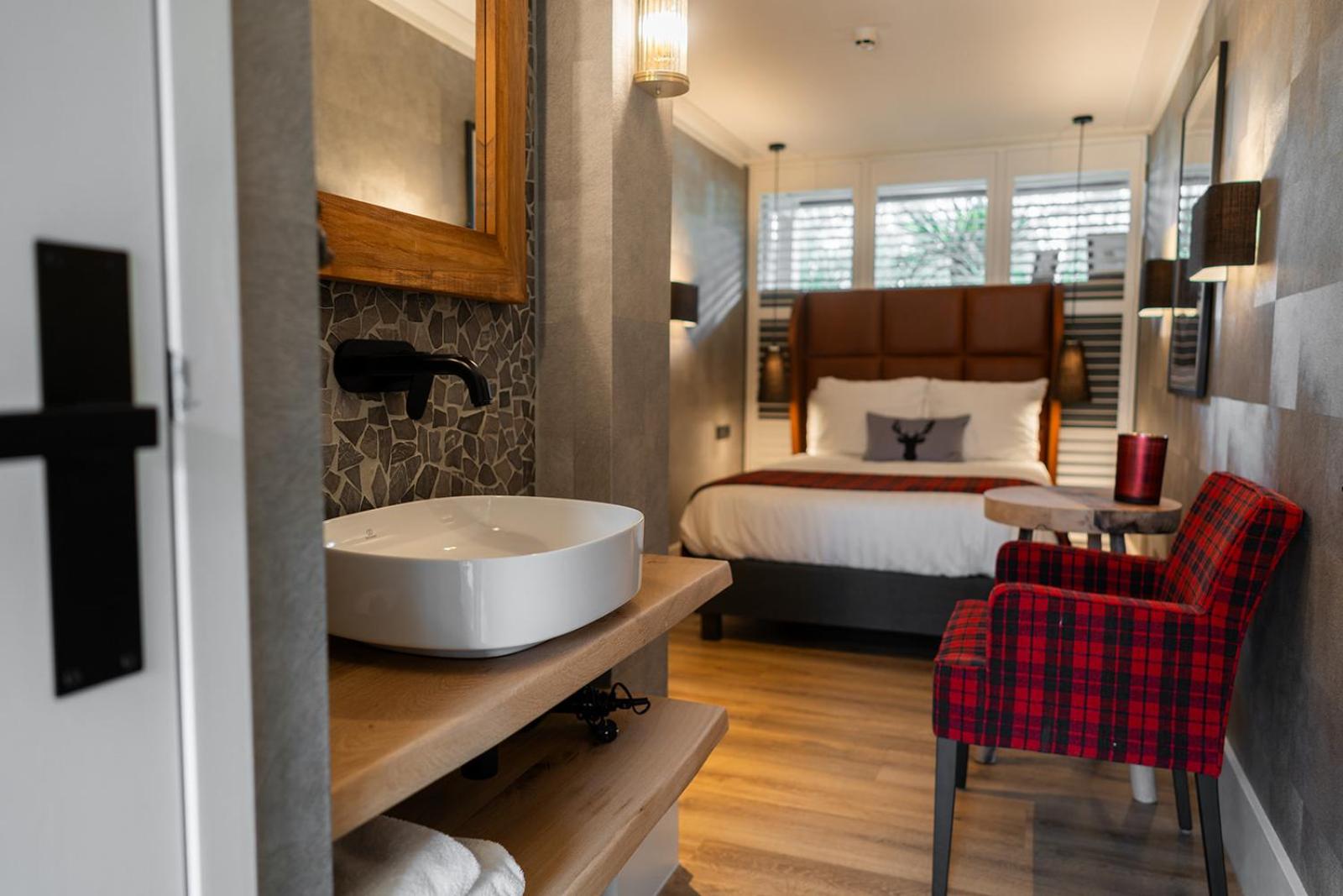 Deluxe Single Room