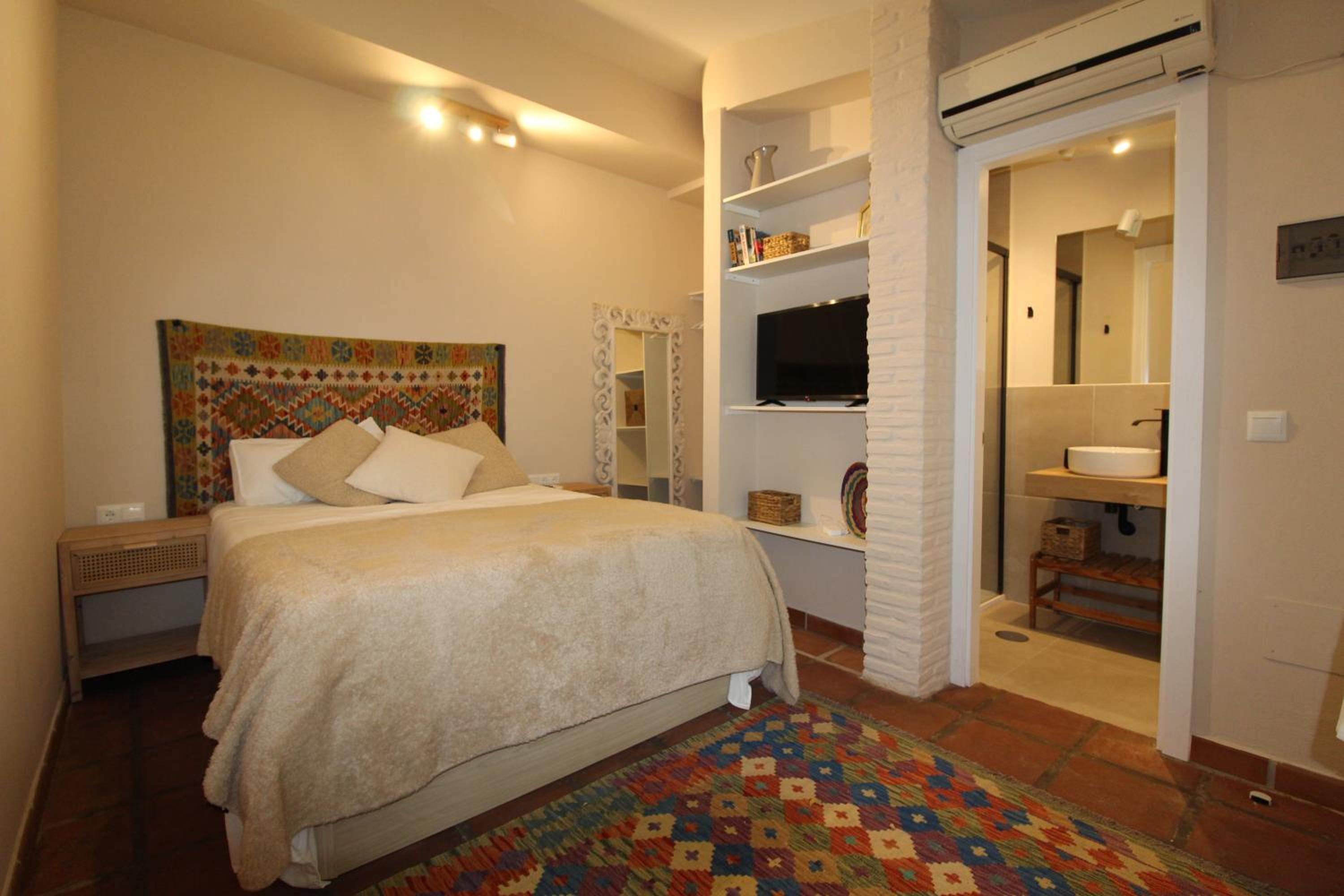 Habitación Doble con Baño Privado