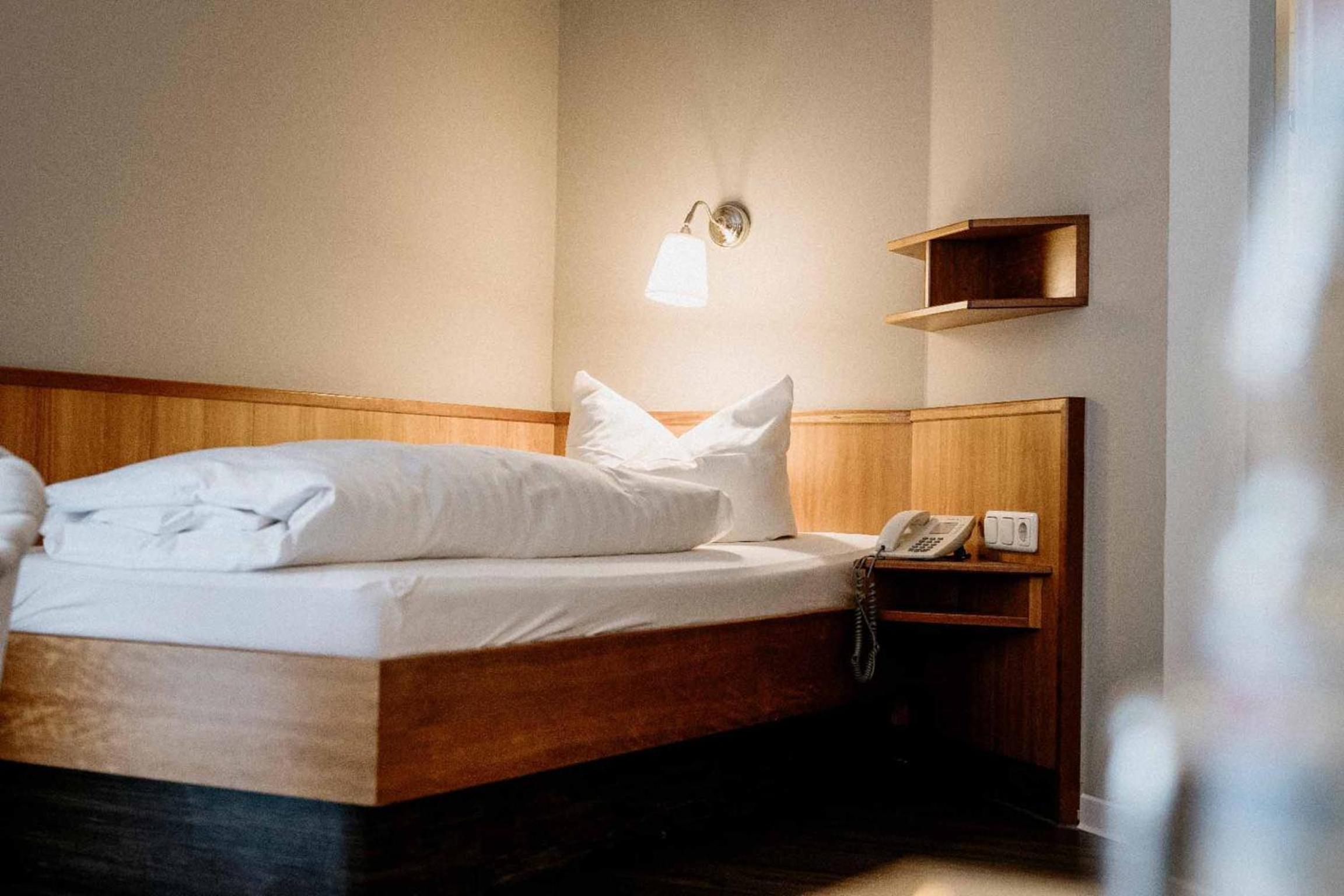 Single Room with Balcony photo 2