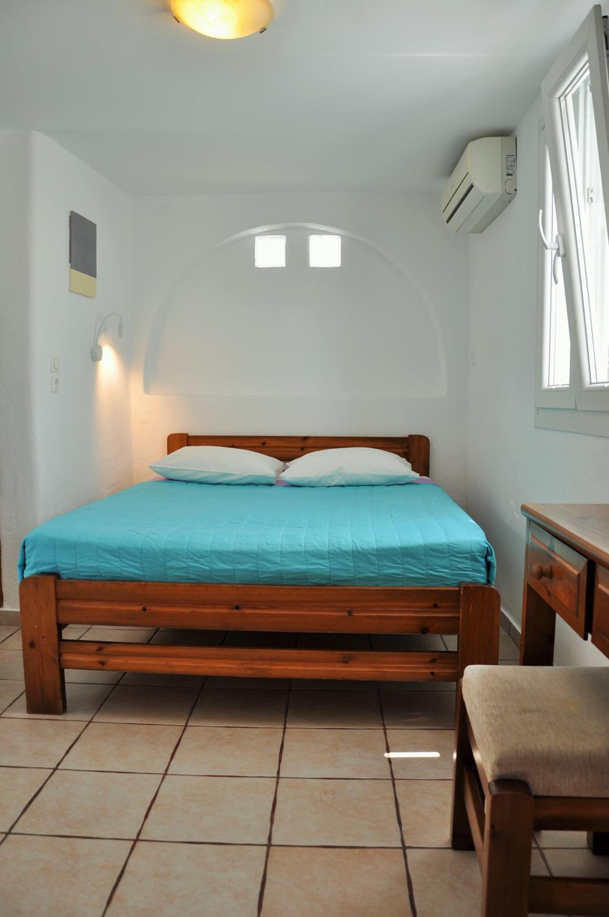 Budget Double Room photo 2