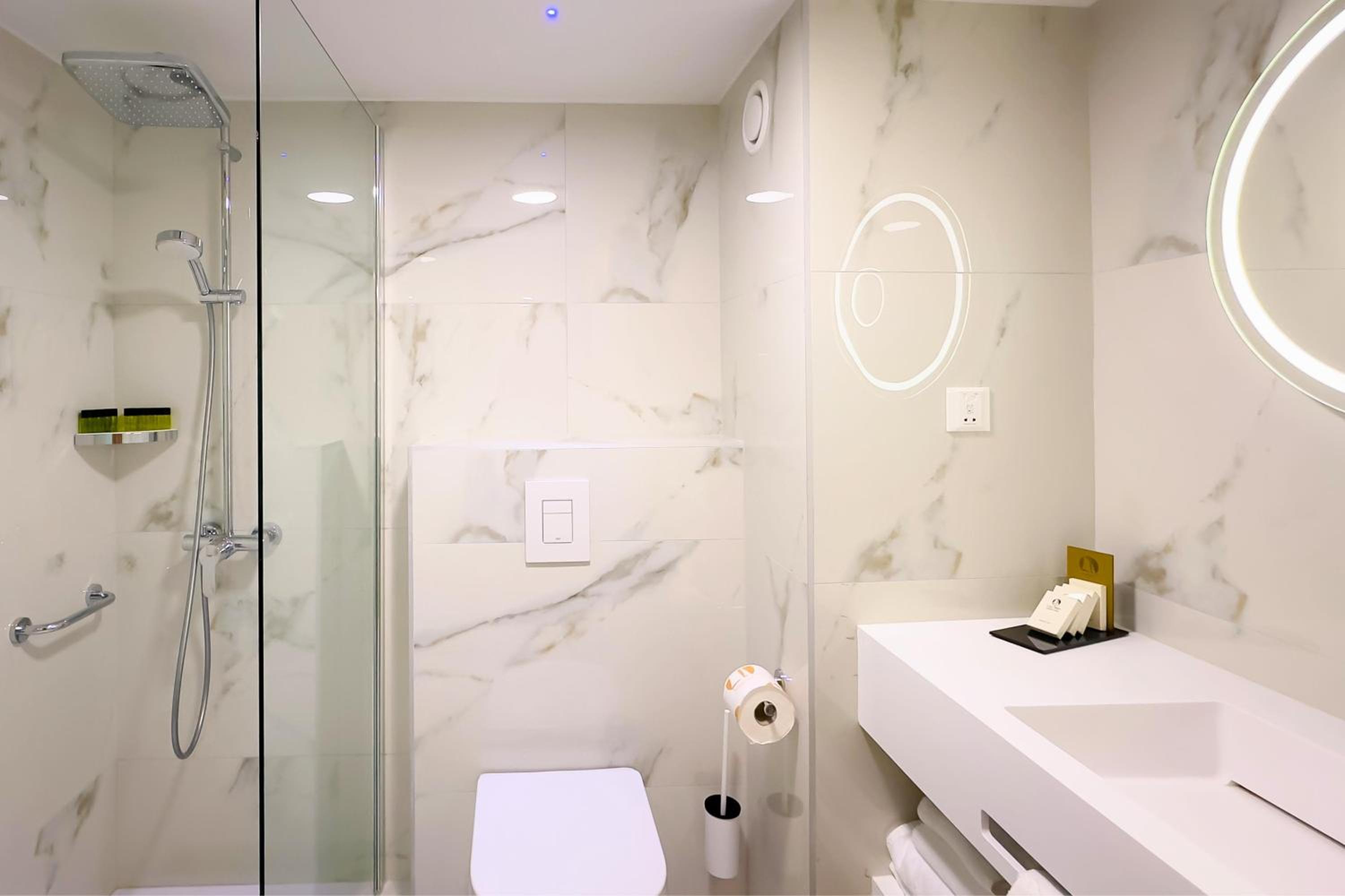 Superior Double or Twin Room with Inland View - Photo 3