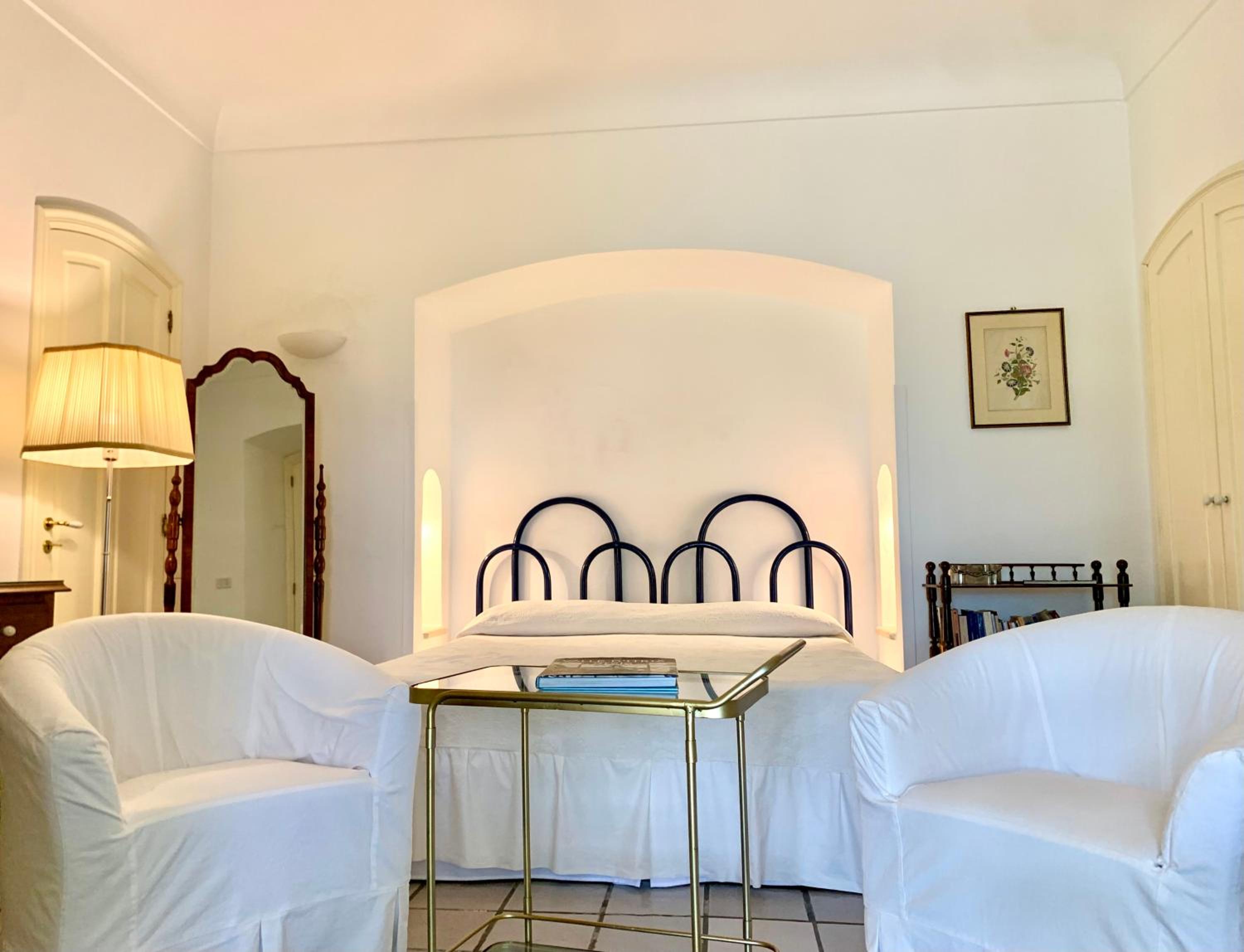 Double Room - Photo 4