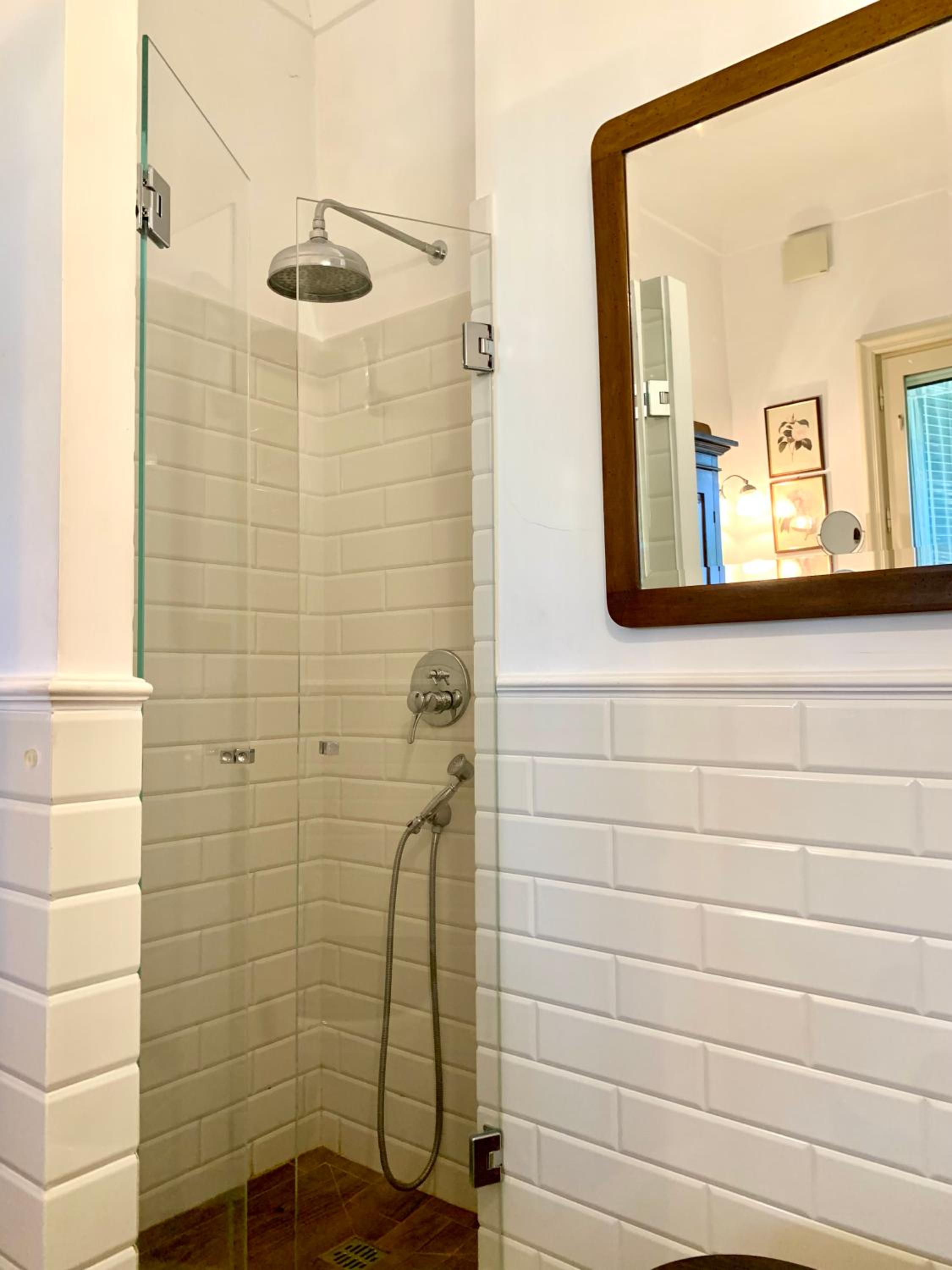 Double Room - Photo 10