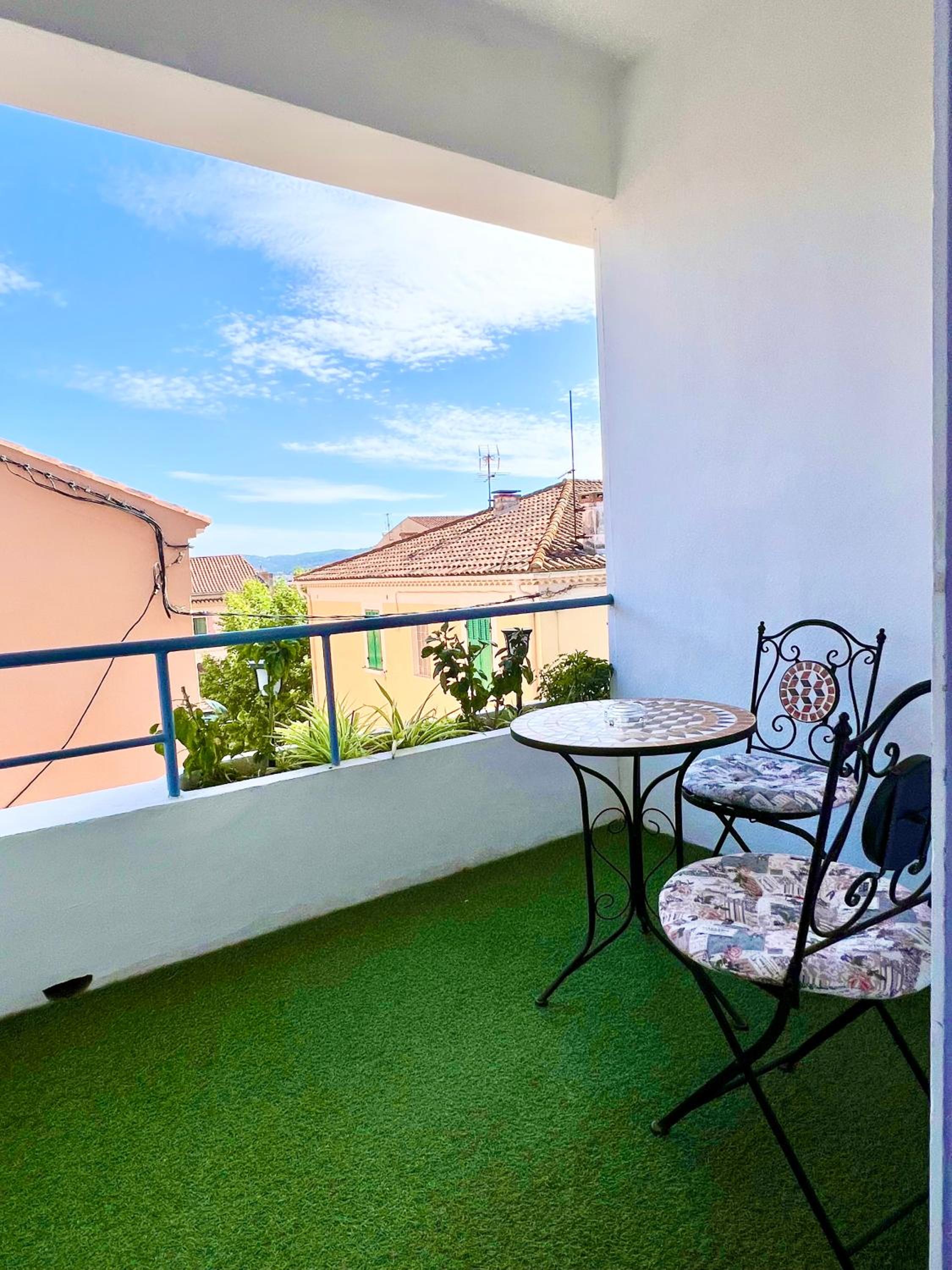 Superior Room with Balcony and Village View photo 2