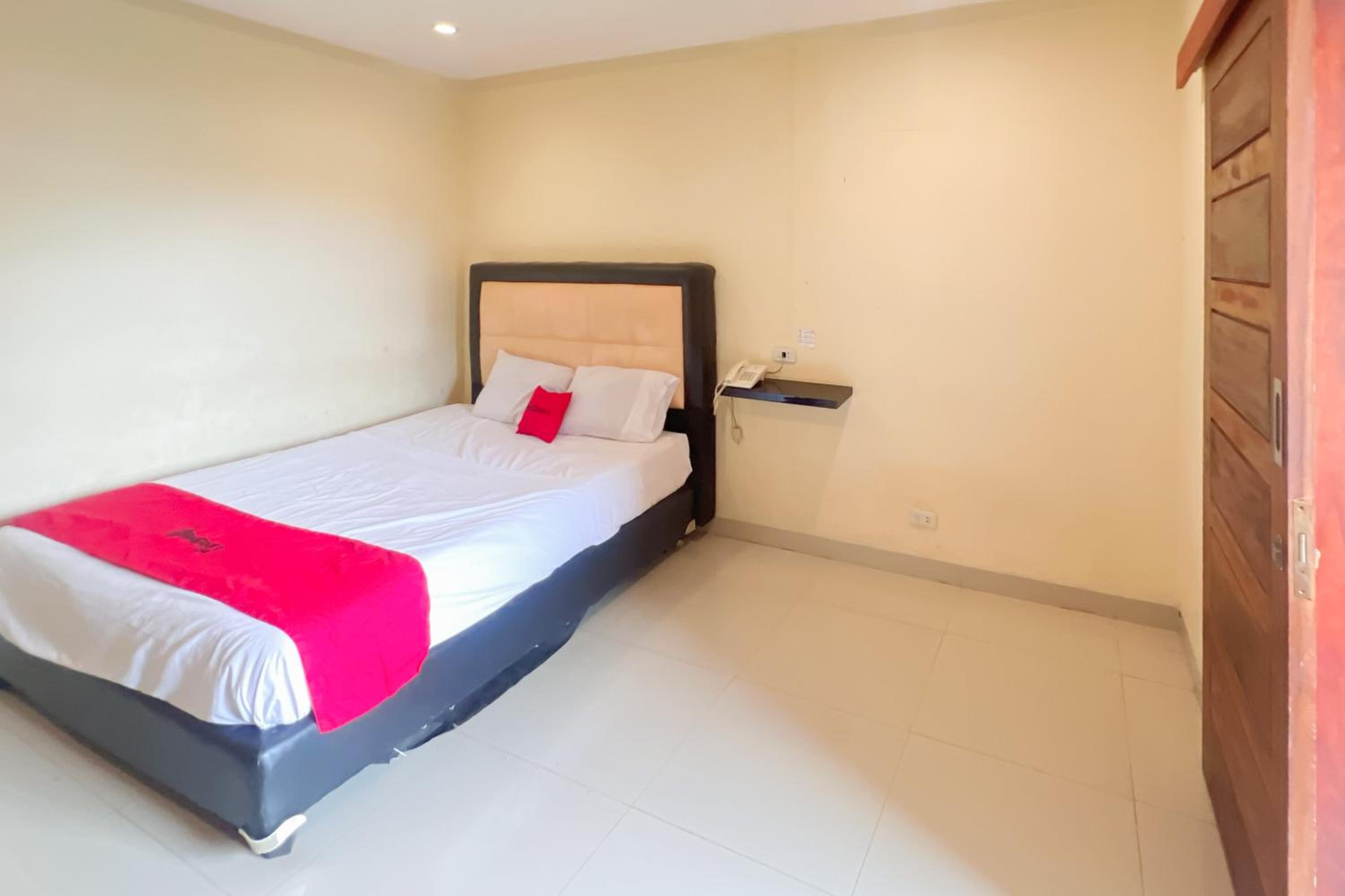 Standard Double Room photo 3