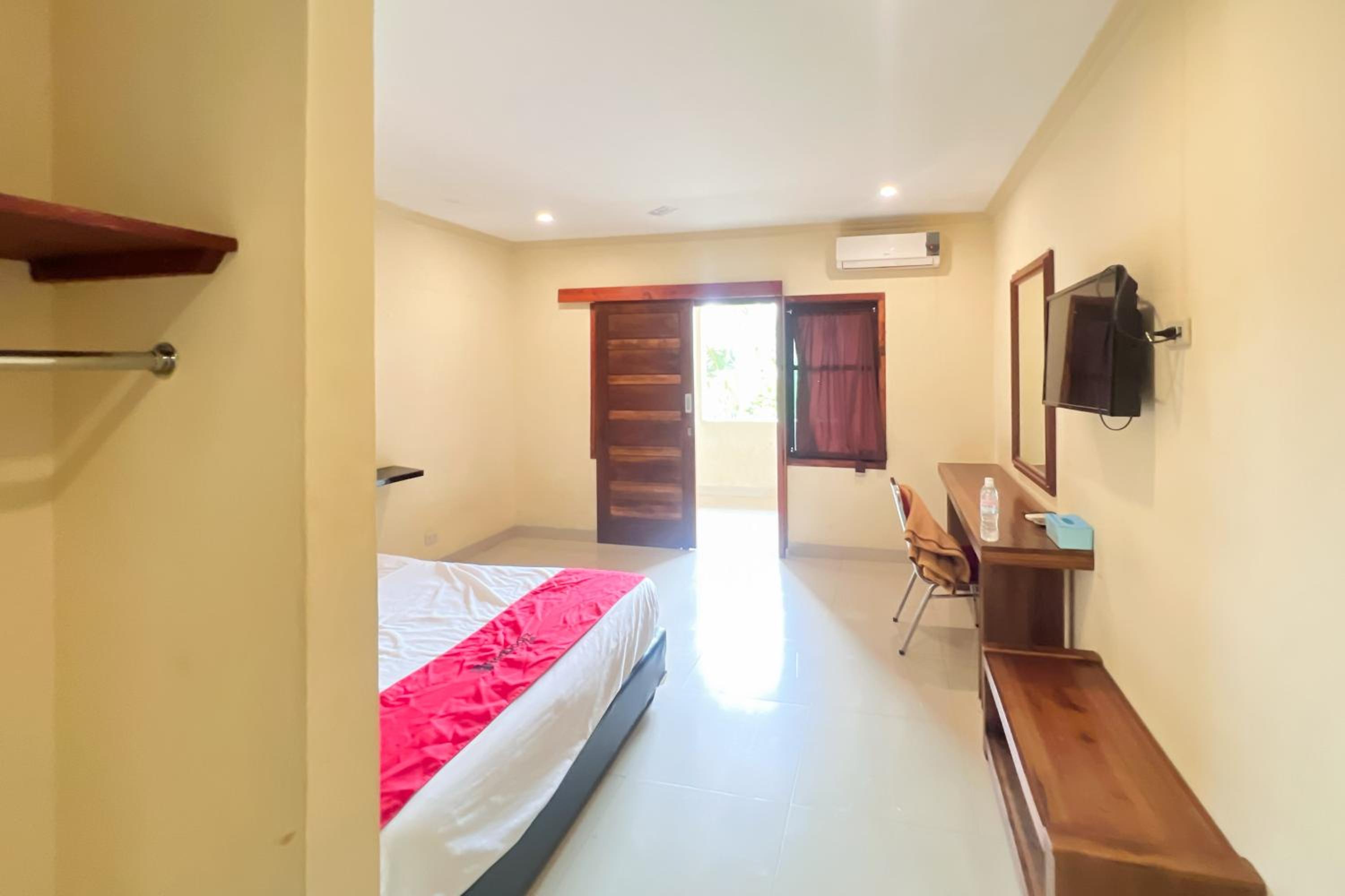 Deluxe Double Room photo 3