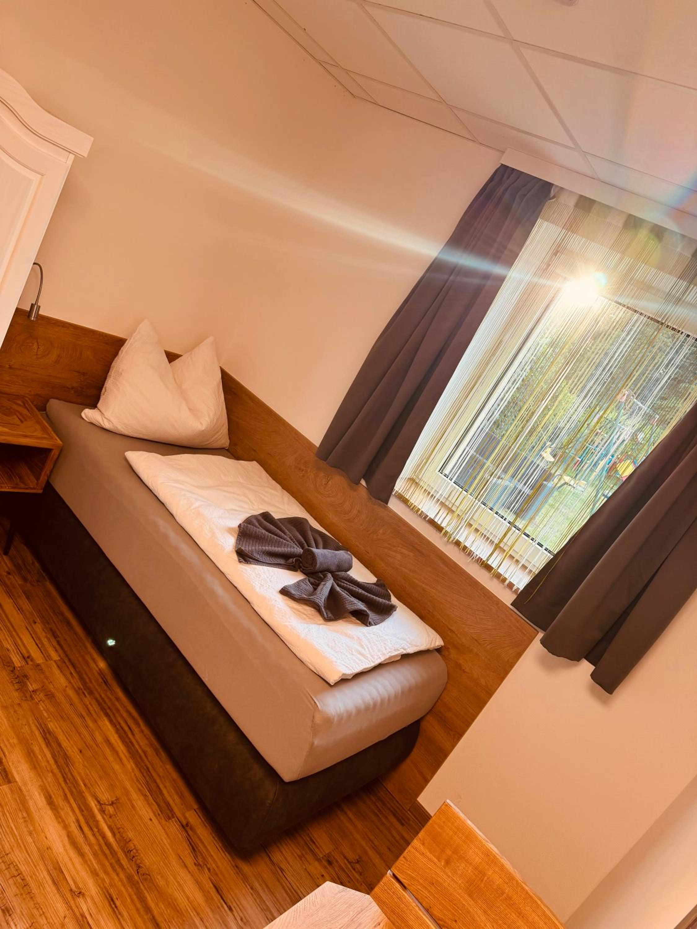 Single Room photo 1