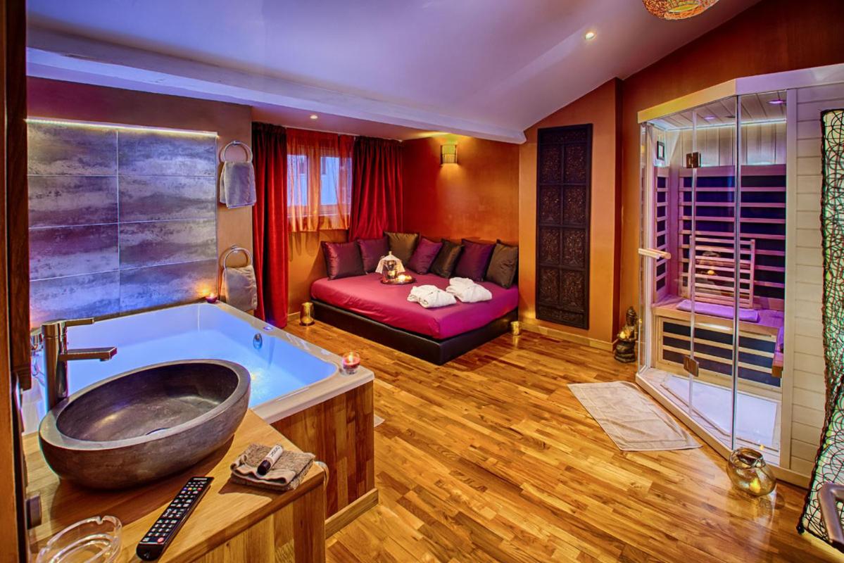 Deluxe Queen Room - Photo 3