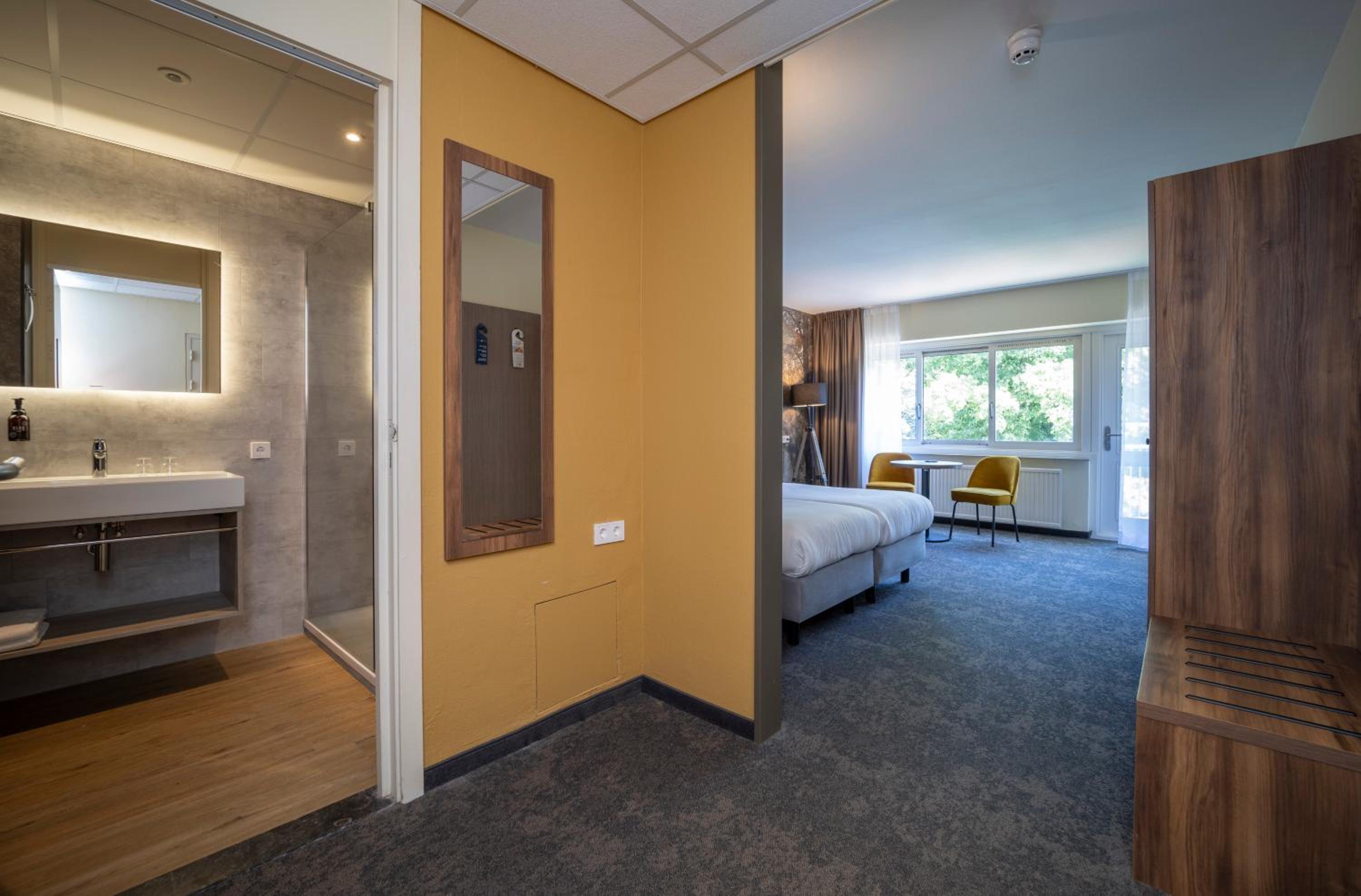 Spacious Comfort Double Room - Photo 3