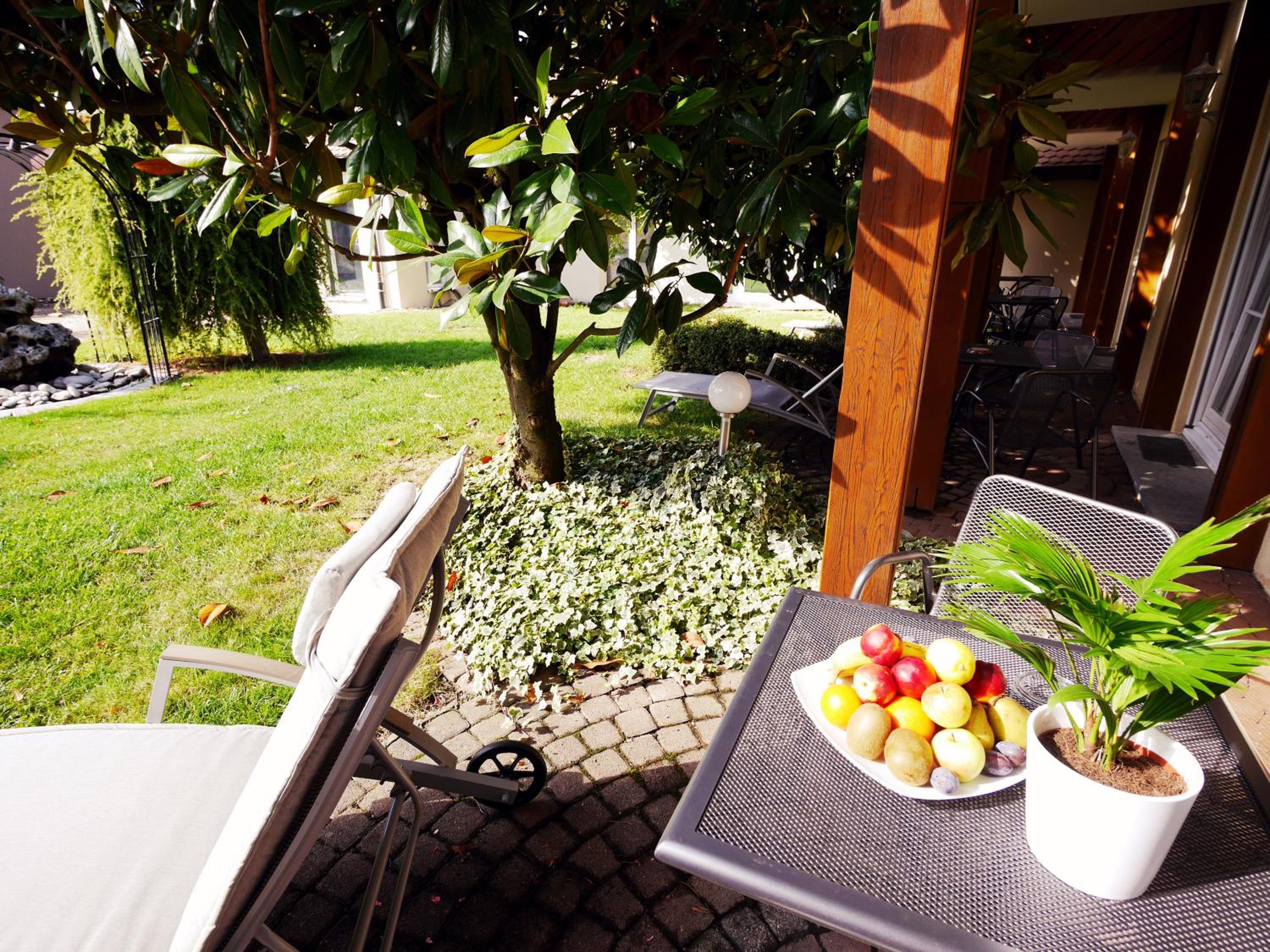 Premium Double Room - Photo 11