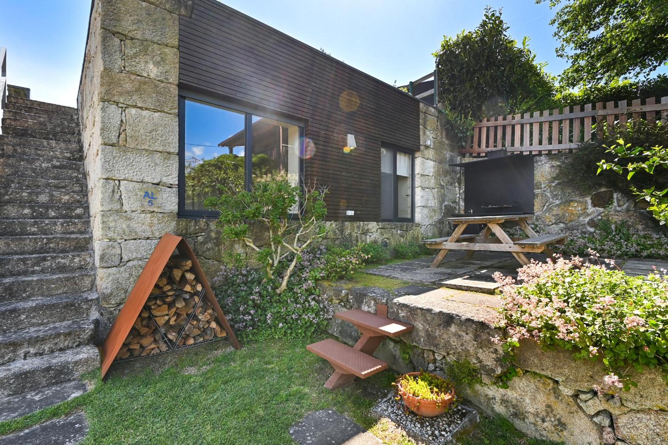 Villa photo 3