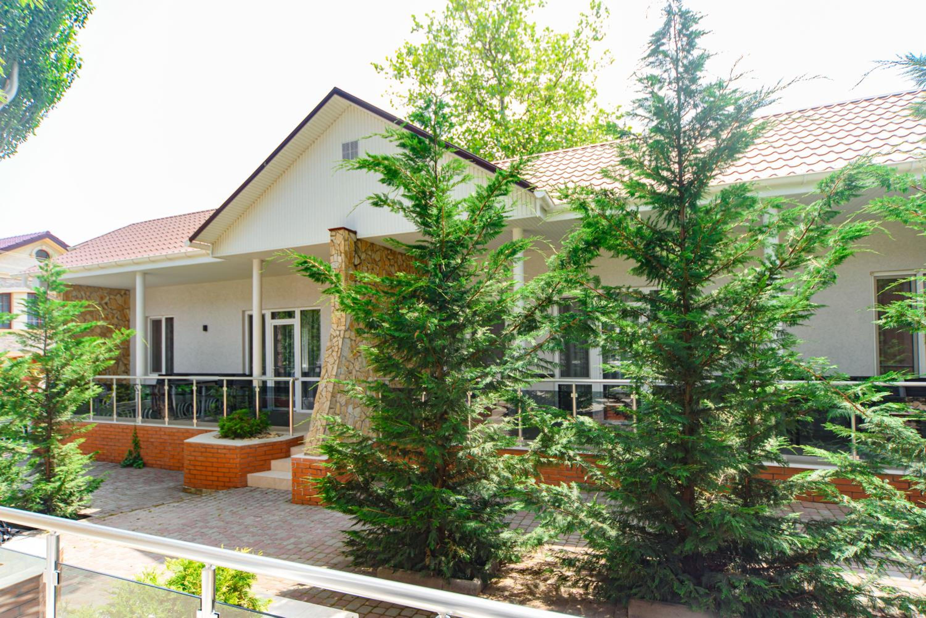 Deluxe Bungalow photo 2