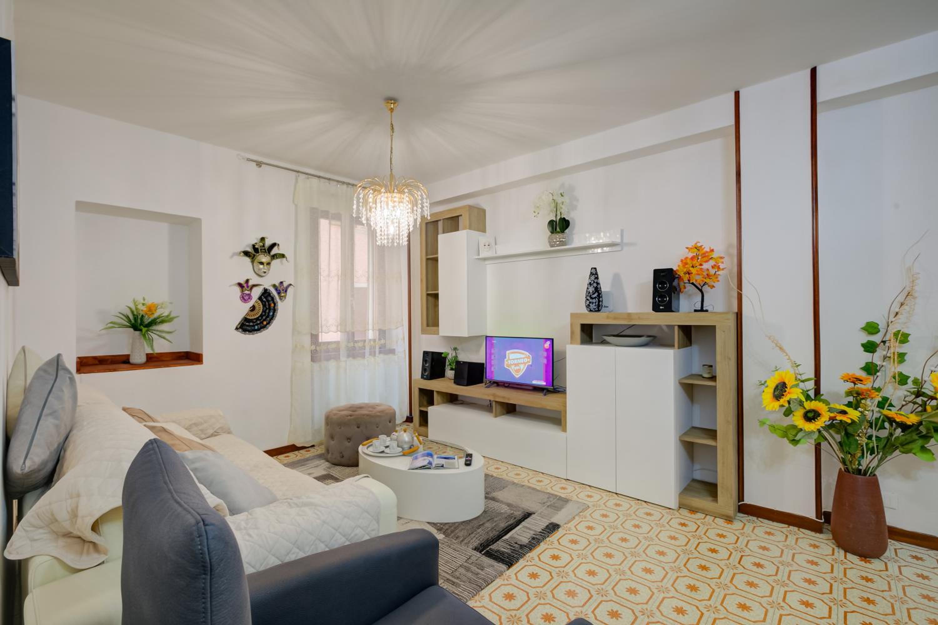 Apartment photo 1
