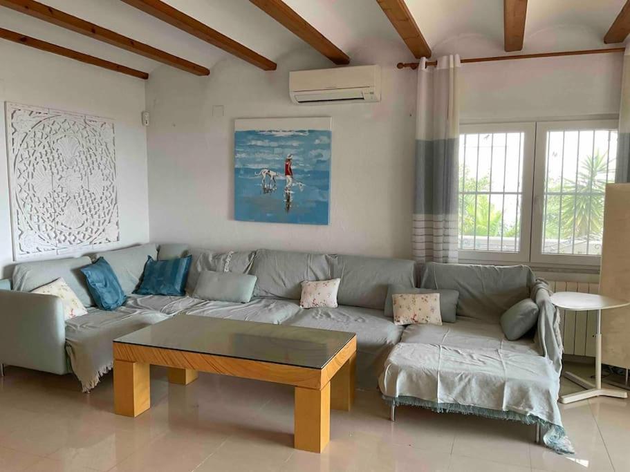 Villa de Tres Habitaciones