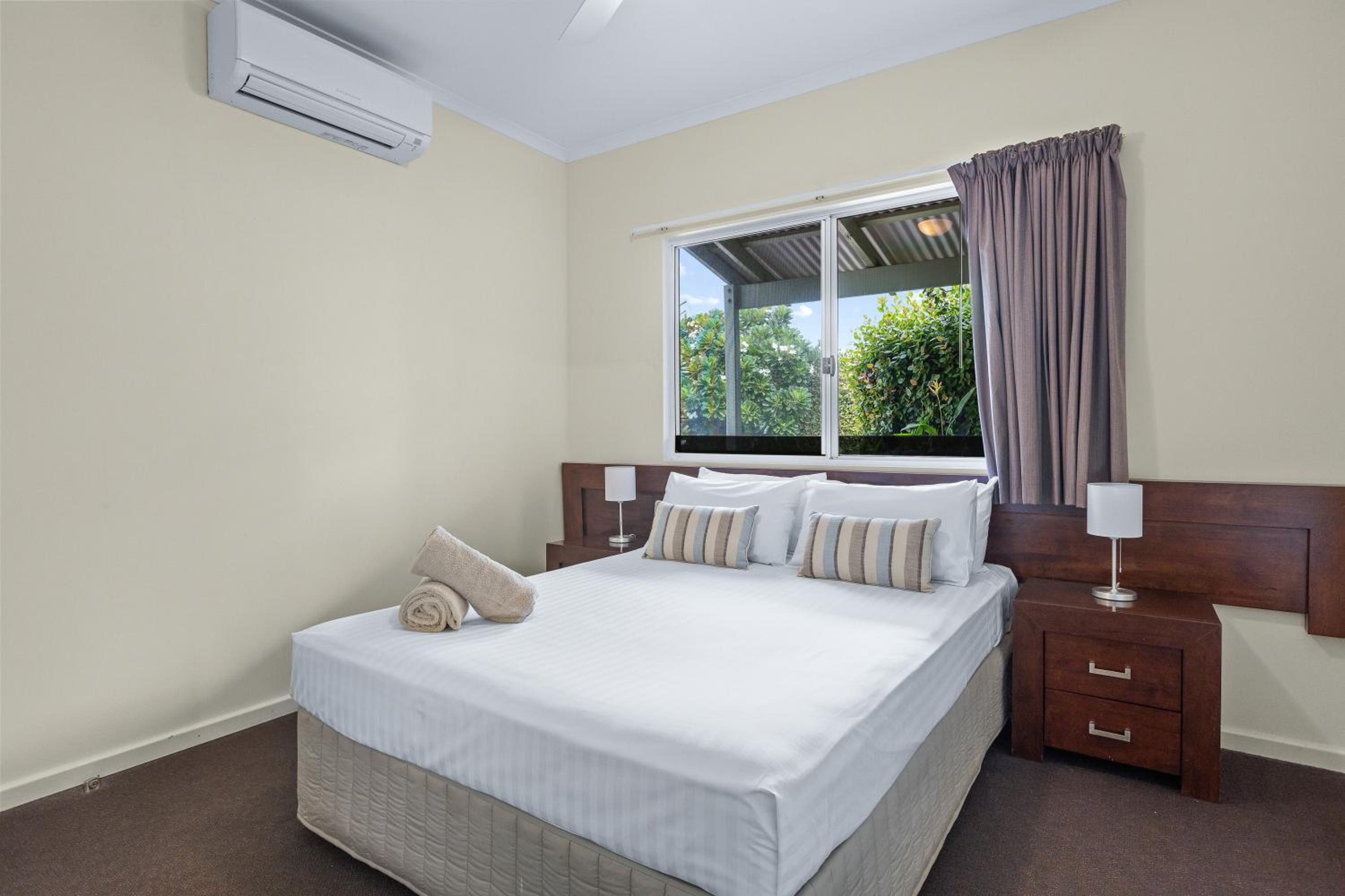 Deluxe One Bedroom Villa photo 2