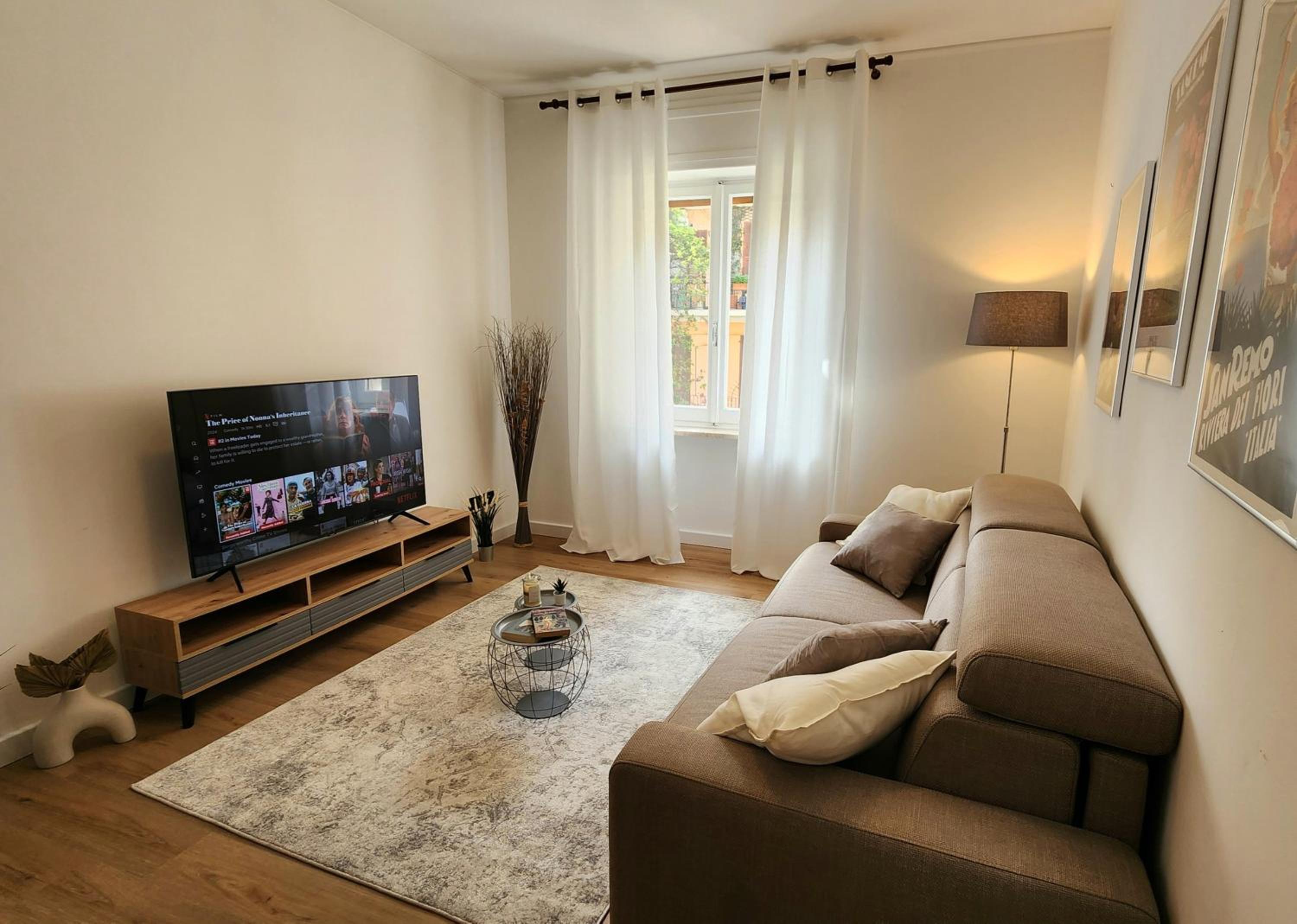 One-Bedroom Apartment photo 1