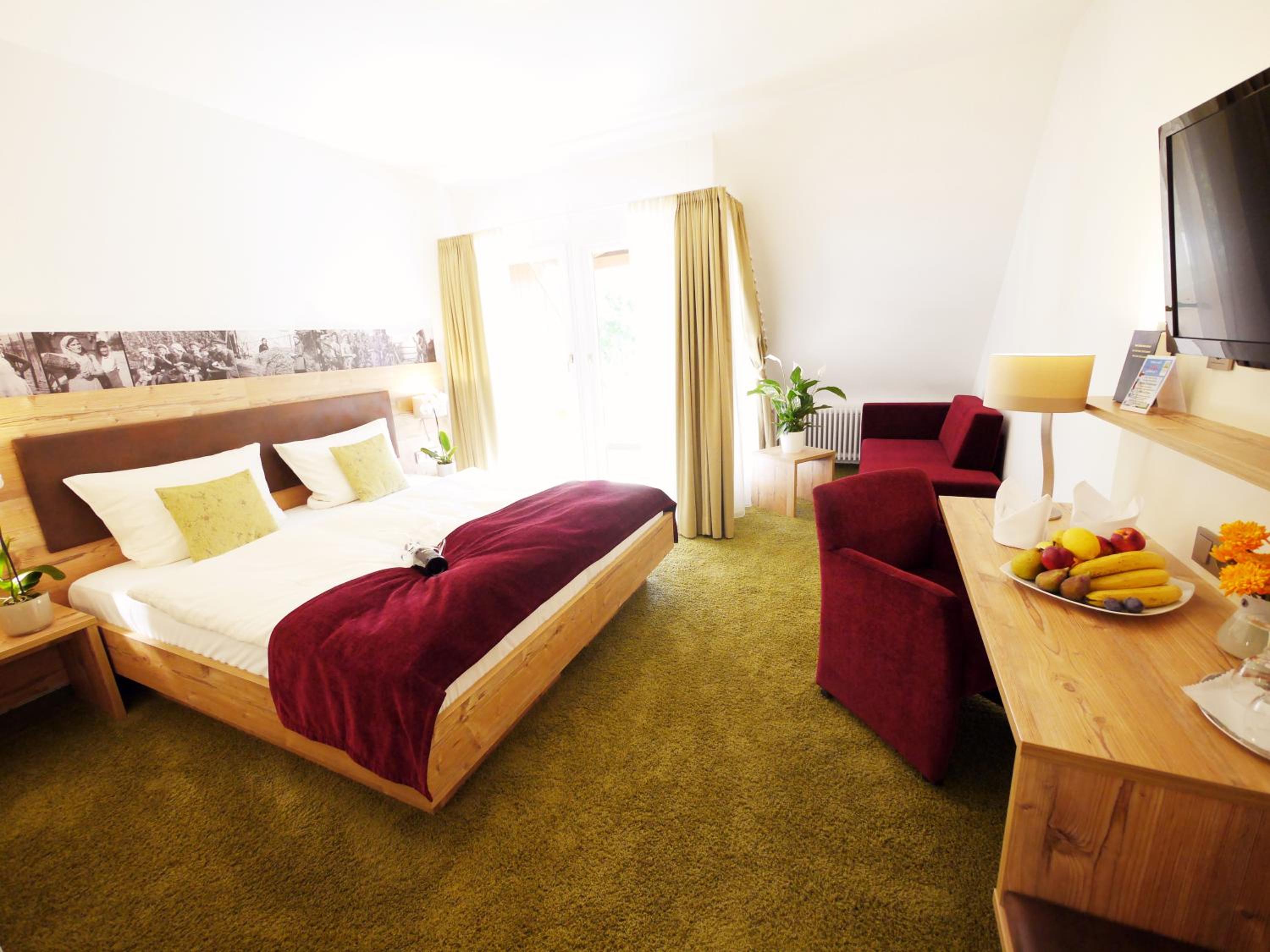 Premium Double Room - Photo 23