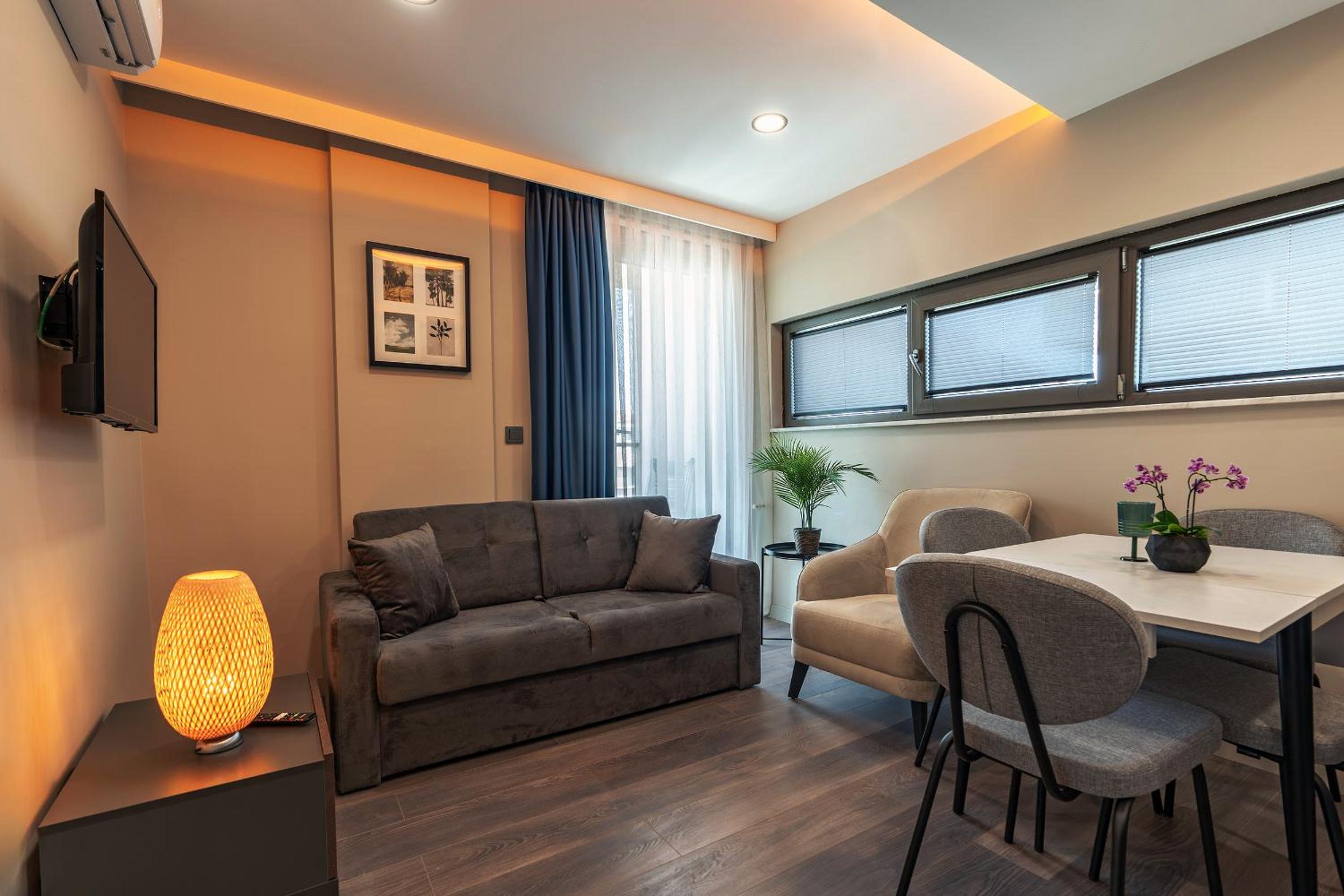 Two-Bedroom Deluxe Apartment
