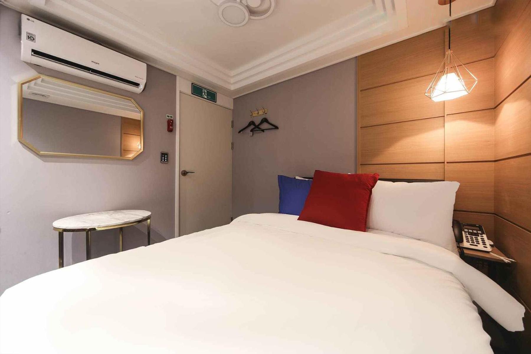 Standard Double Room - Photo 1