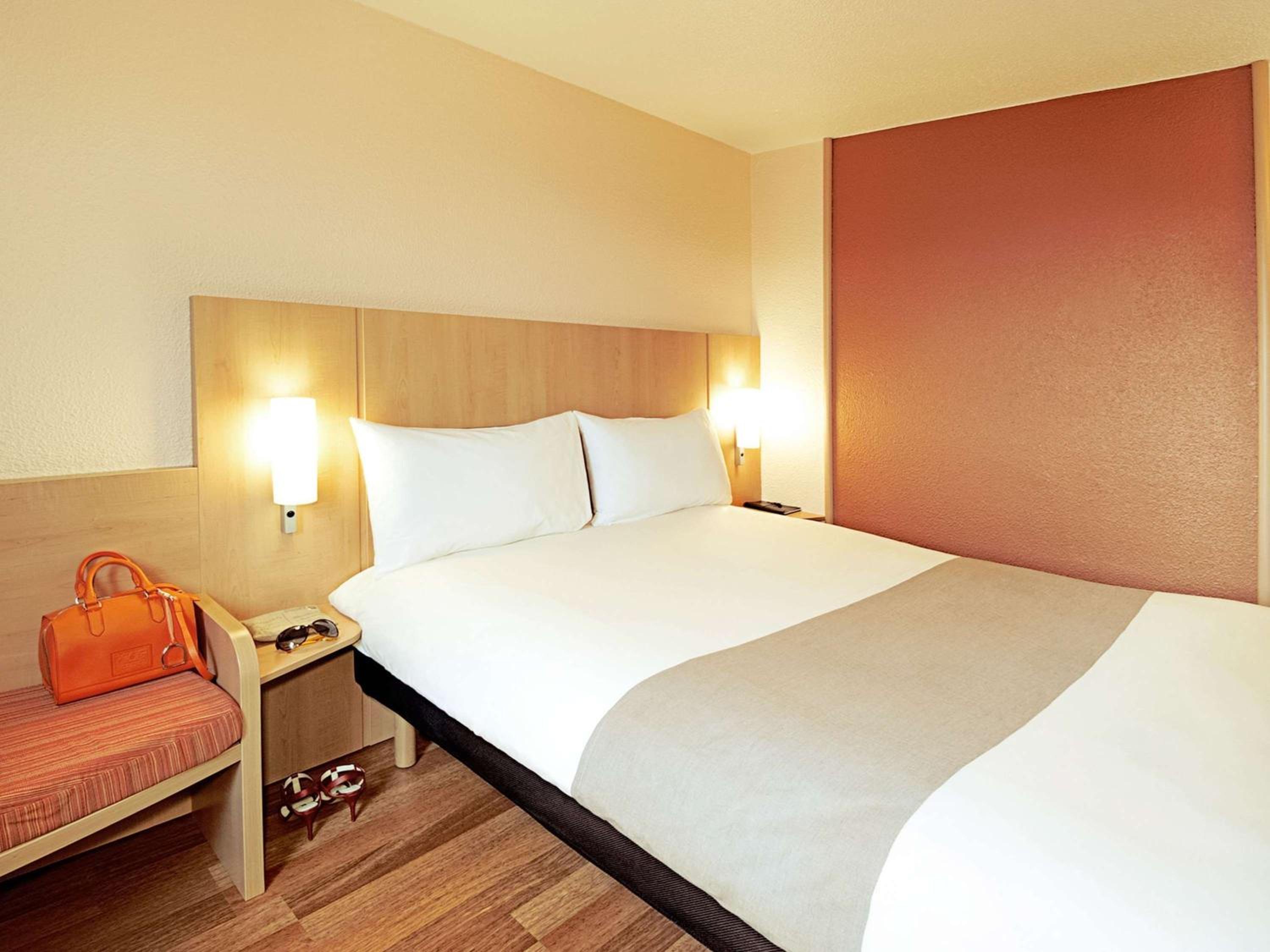 Standard Double Room - Photo 2