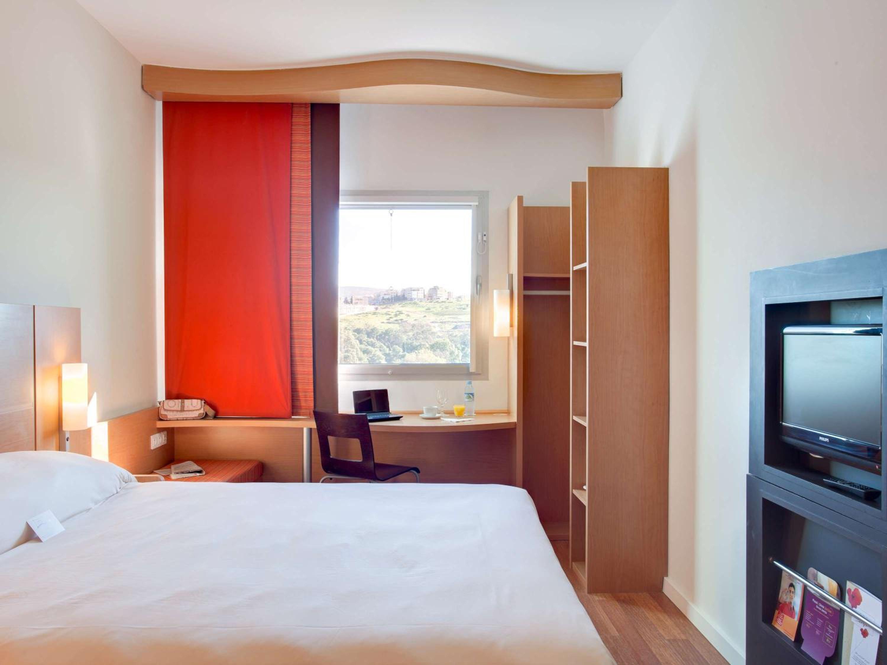 Standard Double Room - Photo 21
