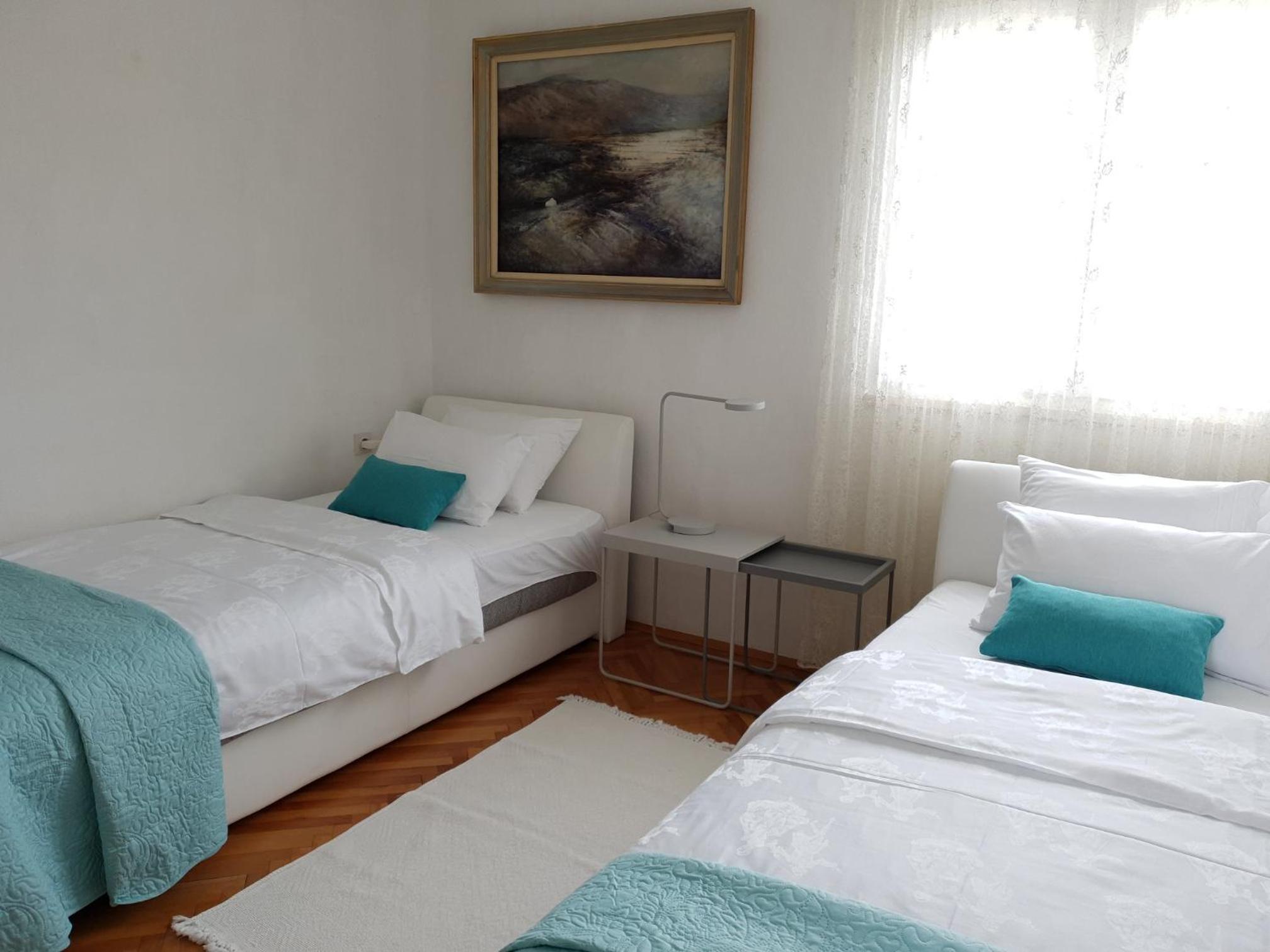 Four-Bedroom House photo 1
