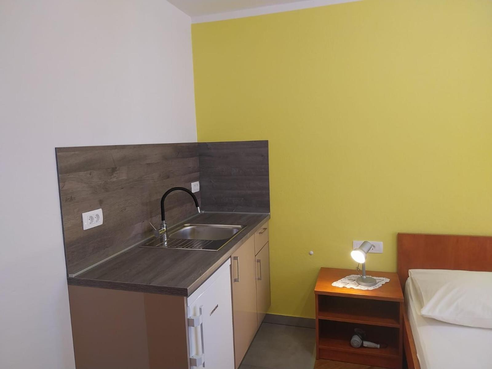 King Room with Balcony photo 2