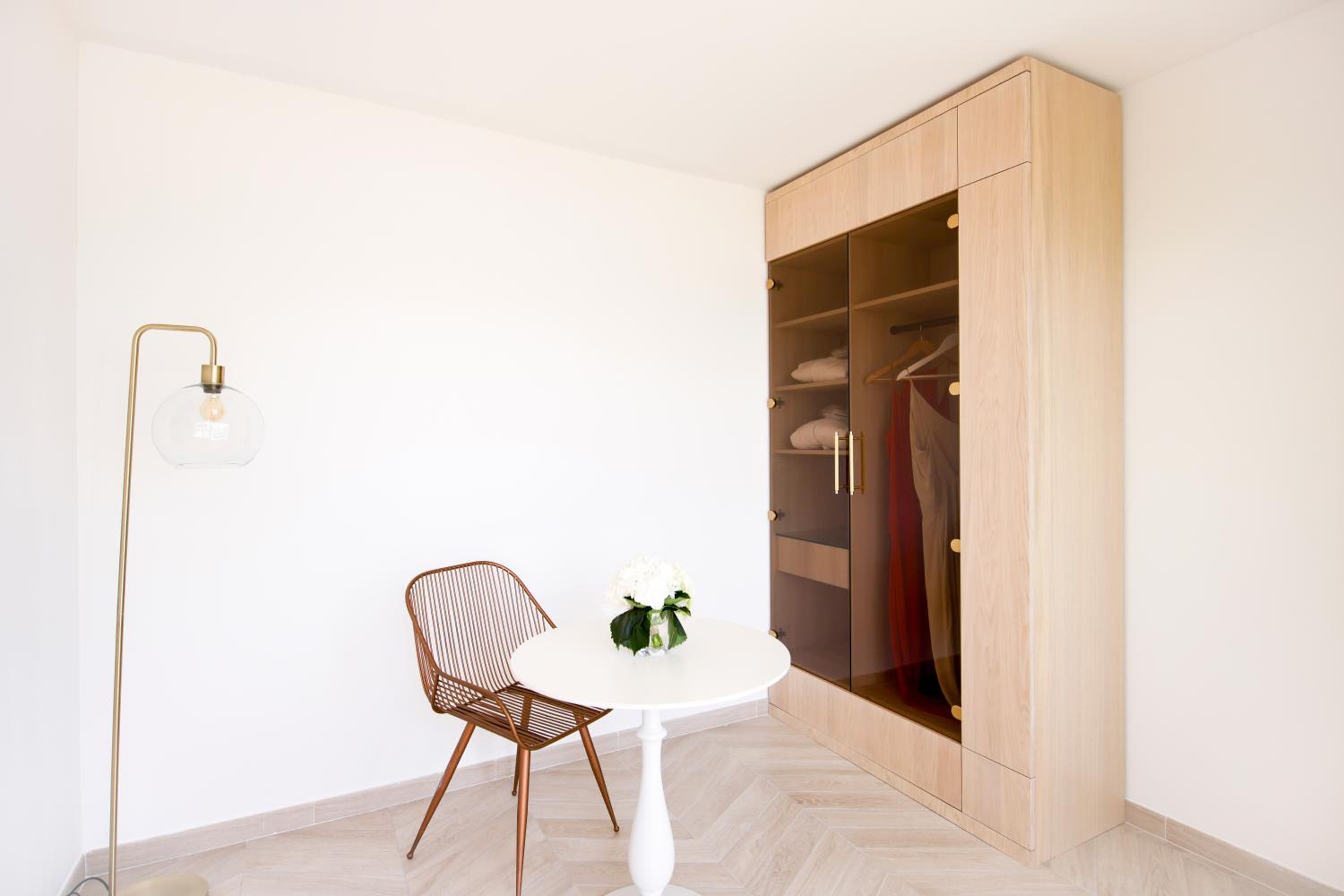 Suite with Private Pool - Photo 3