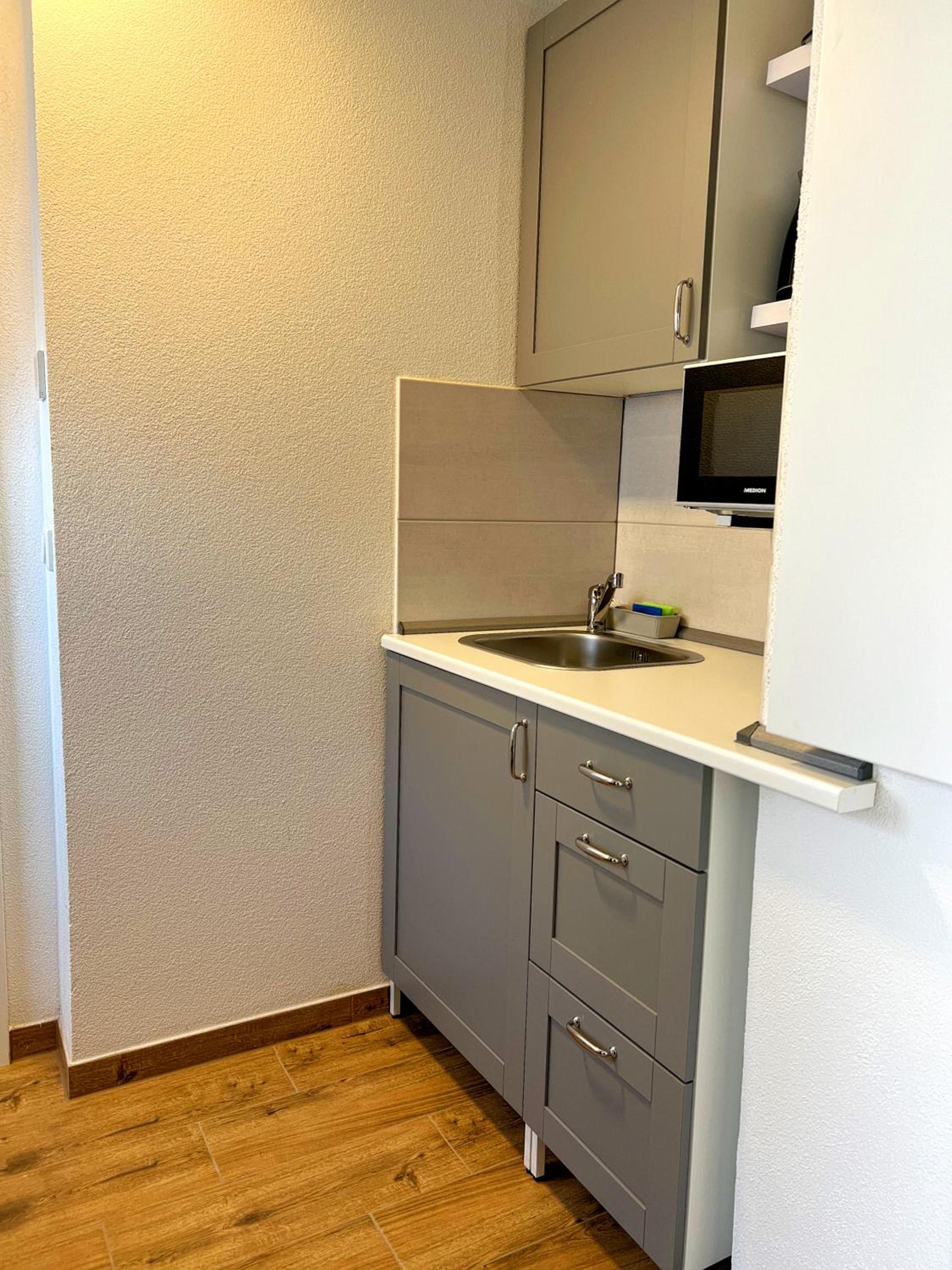 One-Bedroom Apartment photo 3