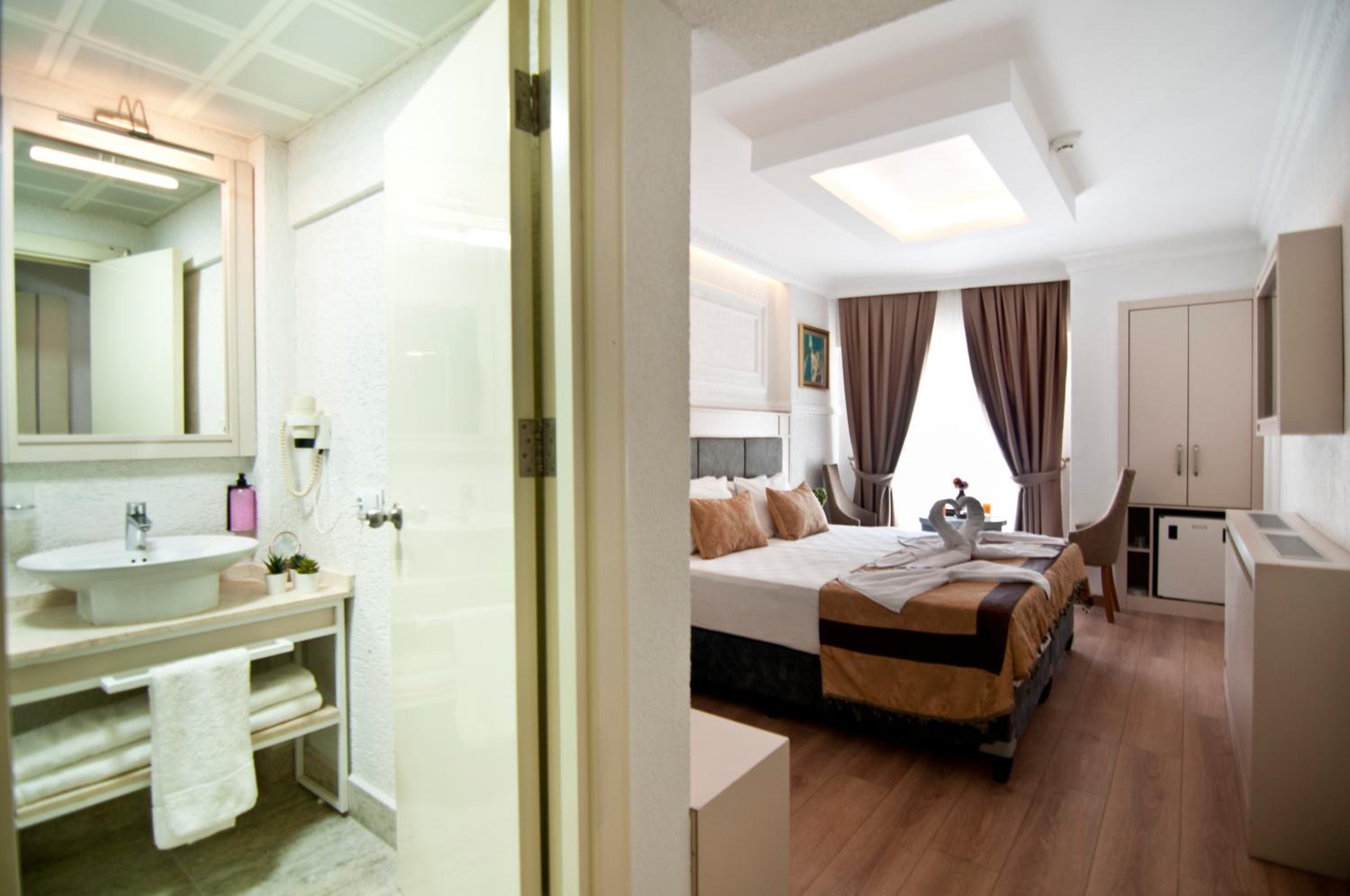 Standard Double Room photo 1