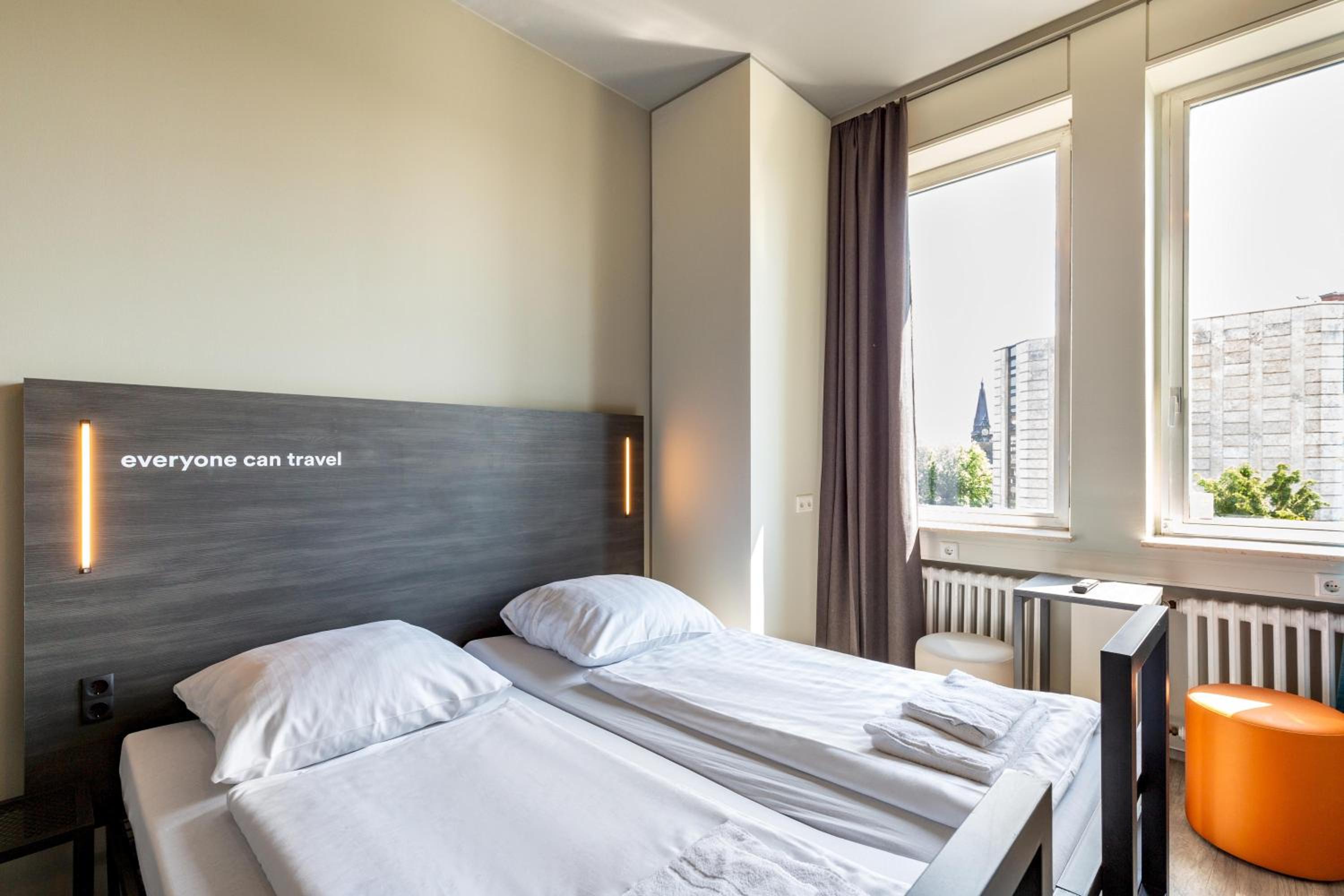 Twin Room photo 1