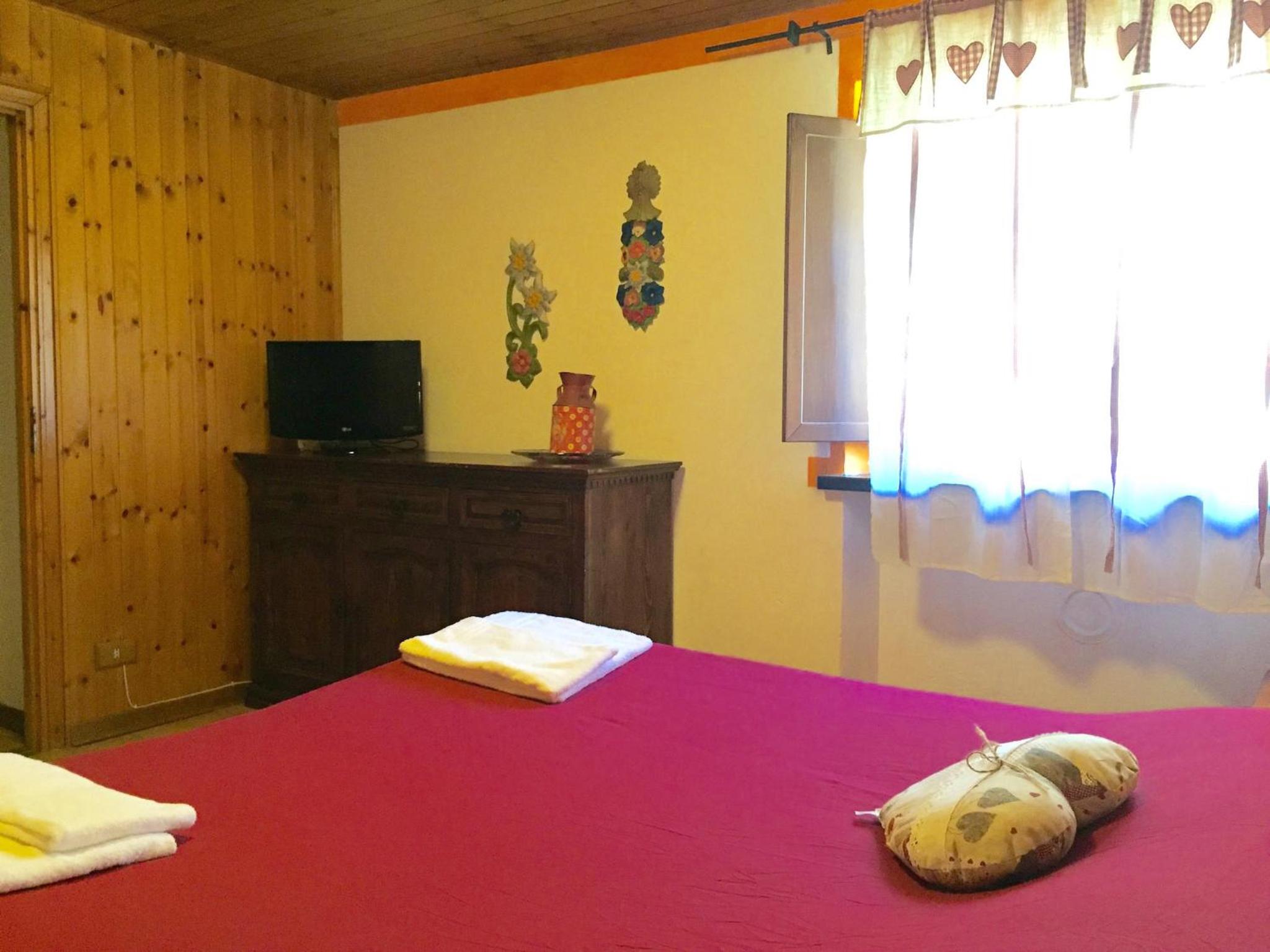 One-Bedroom Apartment (2 Adults + 2 Children) - Photo 18