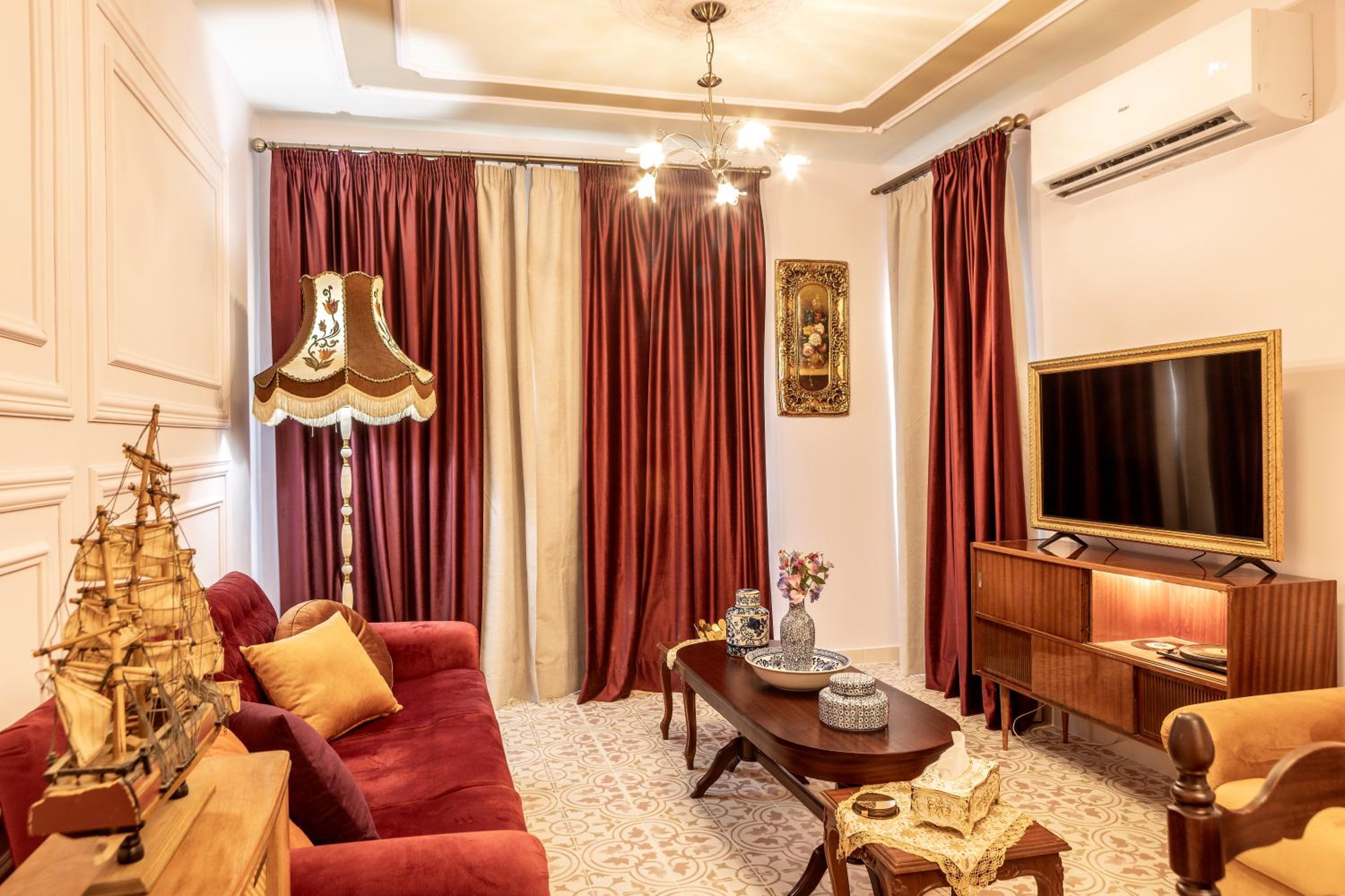 PALAZZO TRANQUILLO Two Bedroom Apartment B312 photo 1