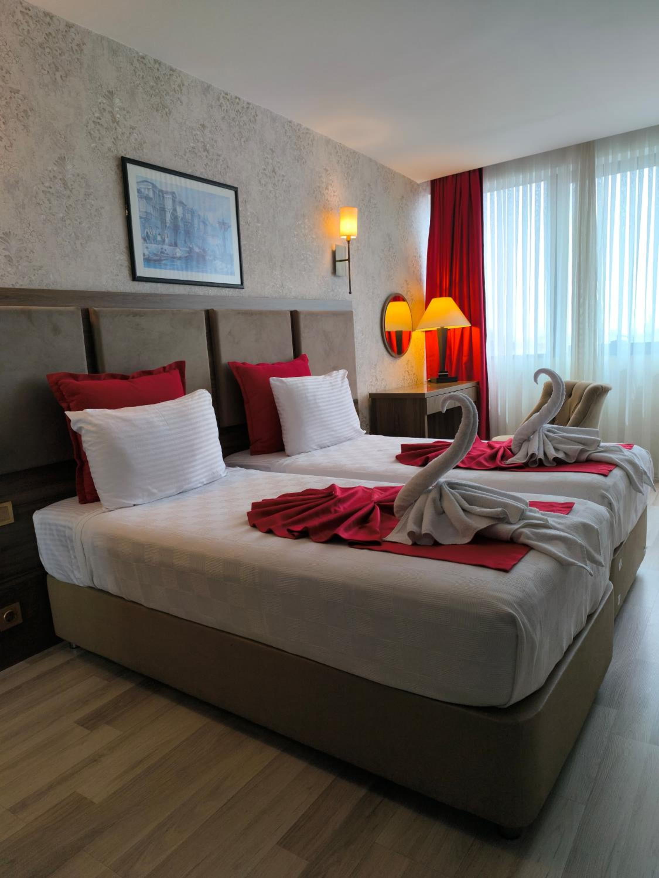 Standard Twin Room photo 3