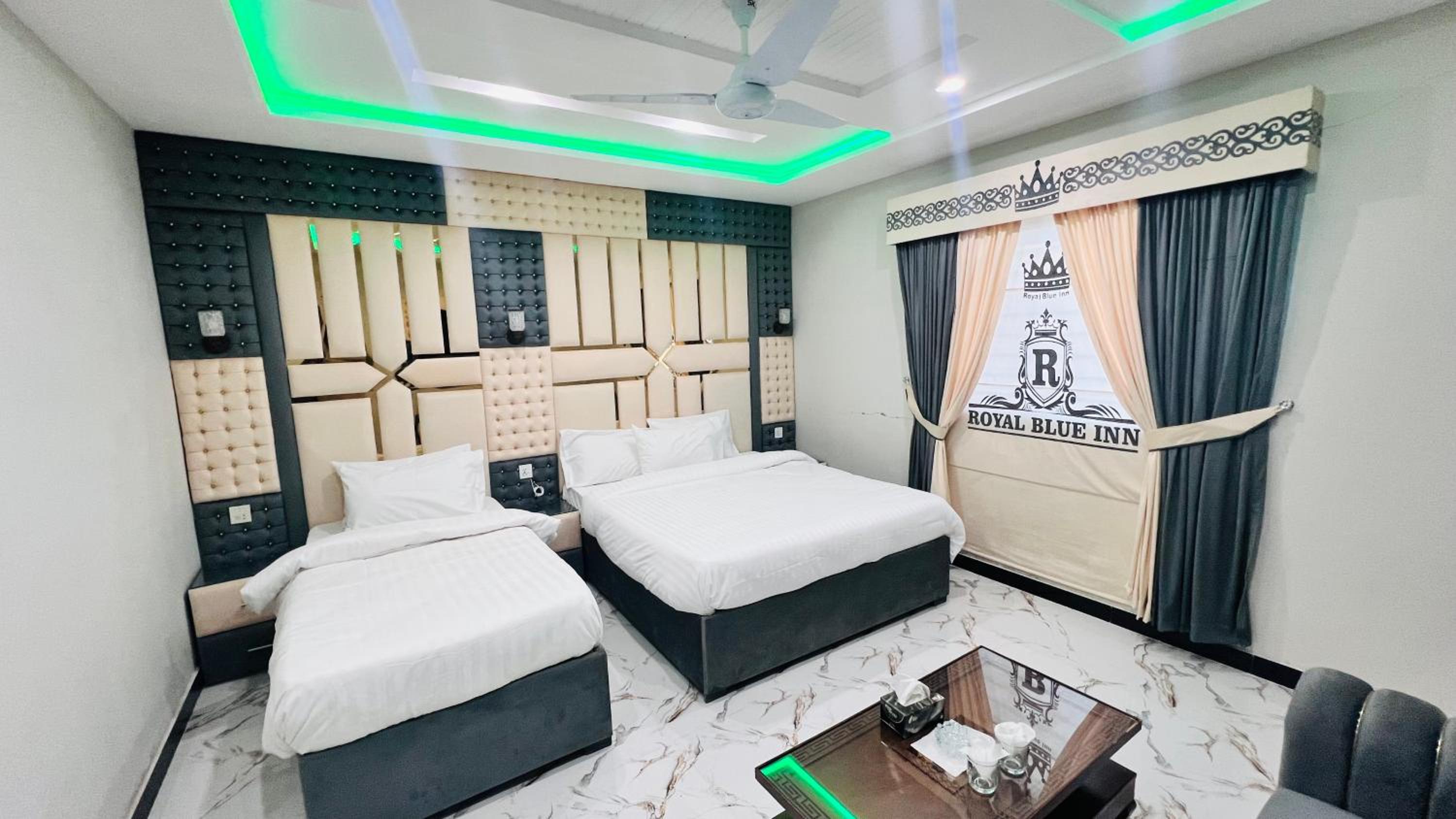 Deluxe Family Suite