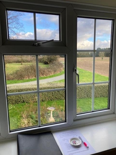 Standard Twin Room with Garden View - Photo 2