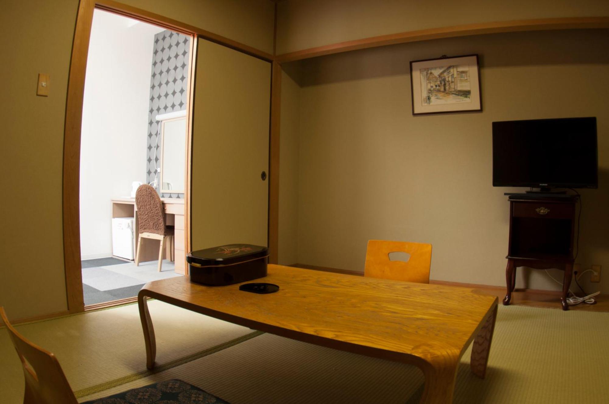 Semi Suite Room with Tatami Area - Non-Smoking photo 3