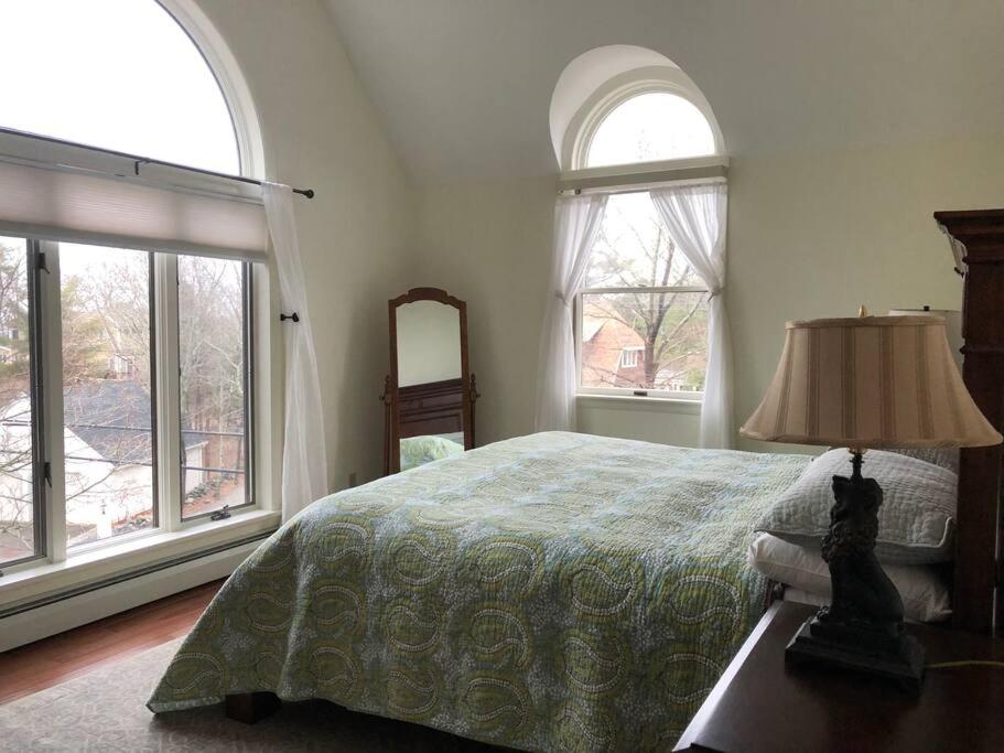 Four-Bedroom House photo 1