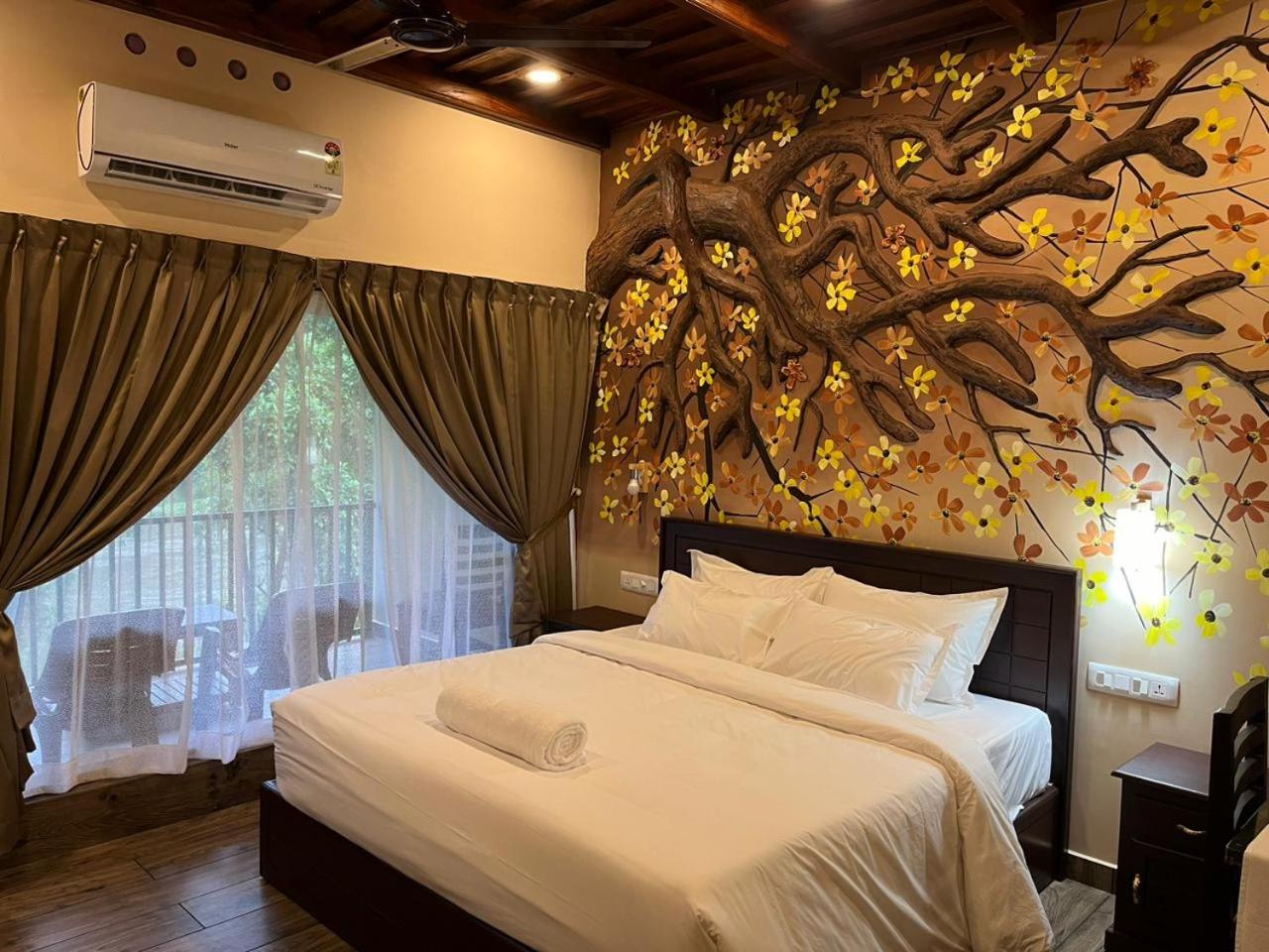 Suite with River View - Photo 21