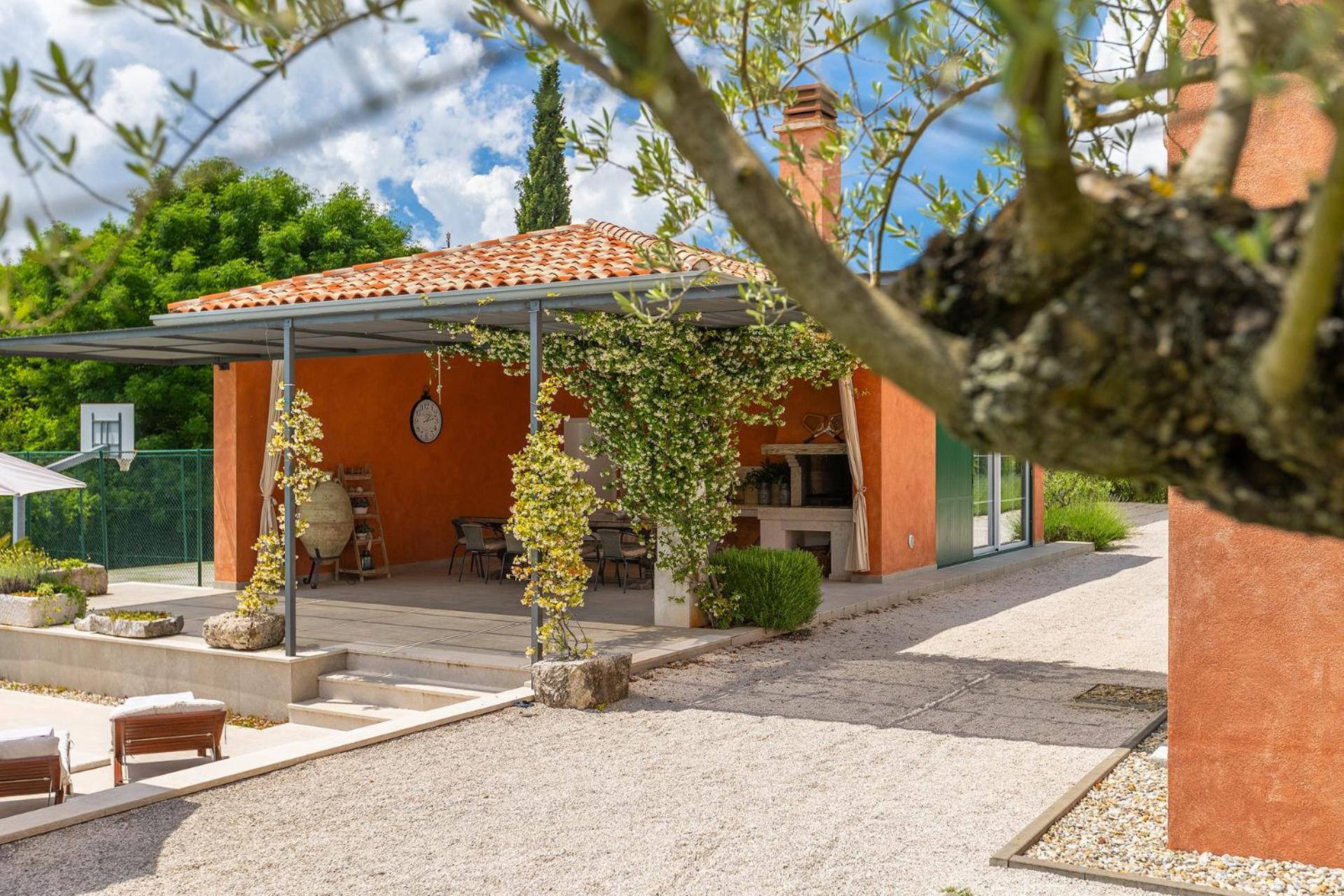 Villa with Private Pool photo 3