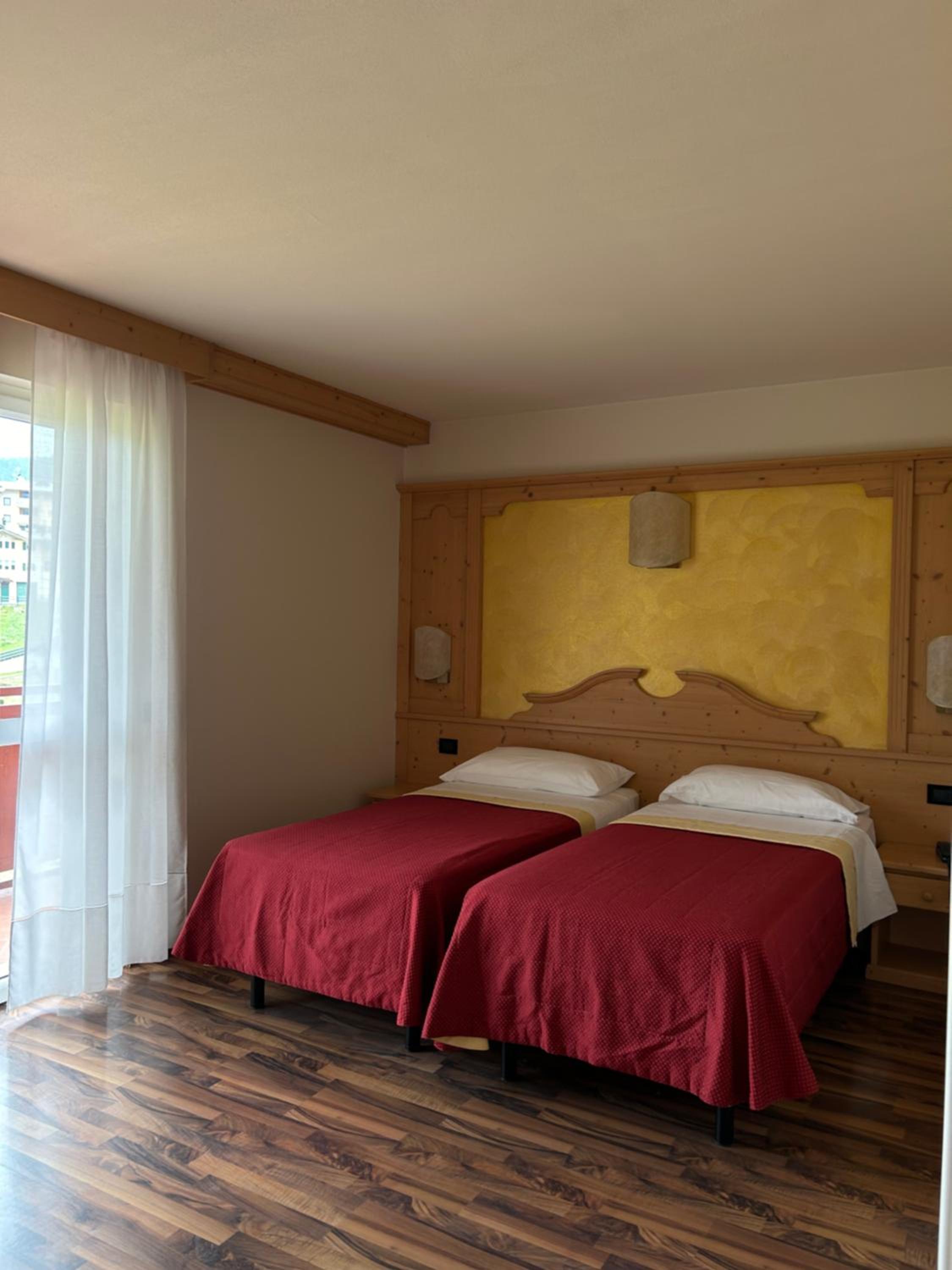 Deluxe Double or Twin Room with Balcony