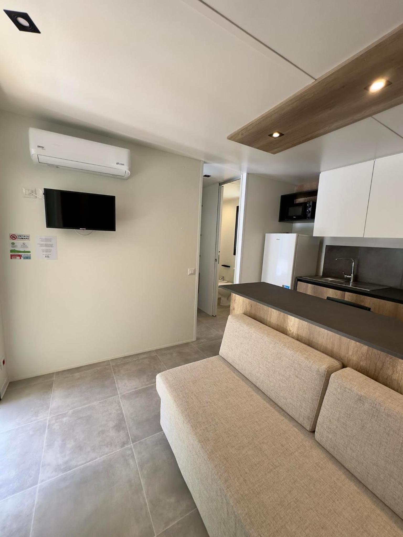 Two-Bedroom Deluxe Mobile Home photo 1