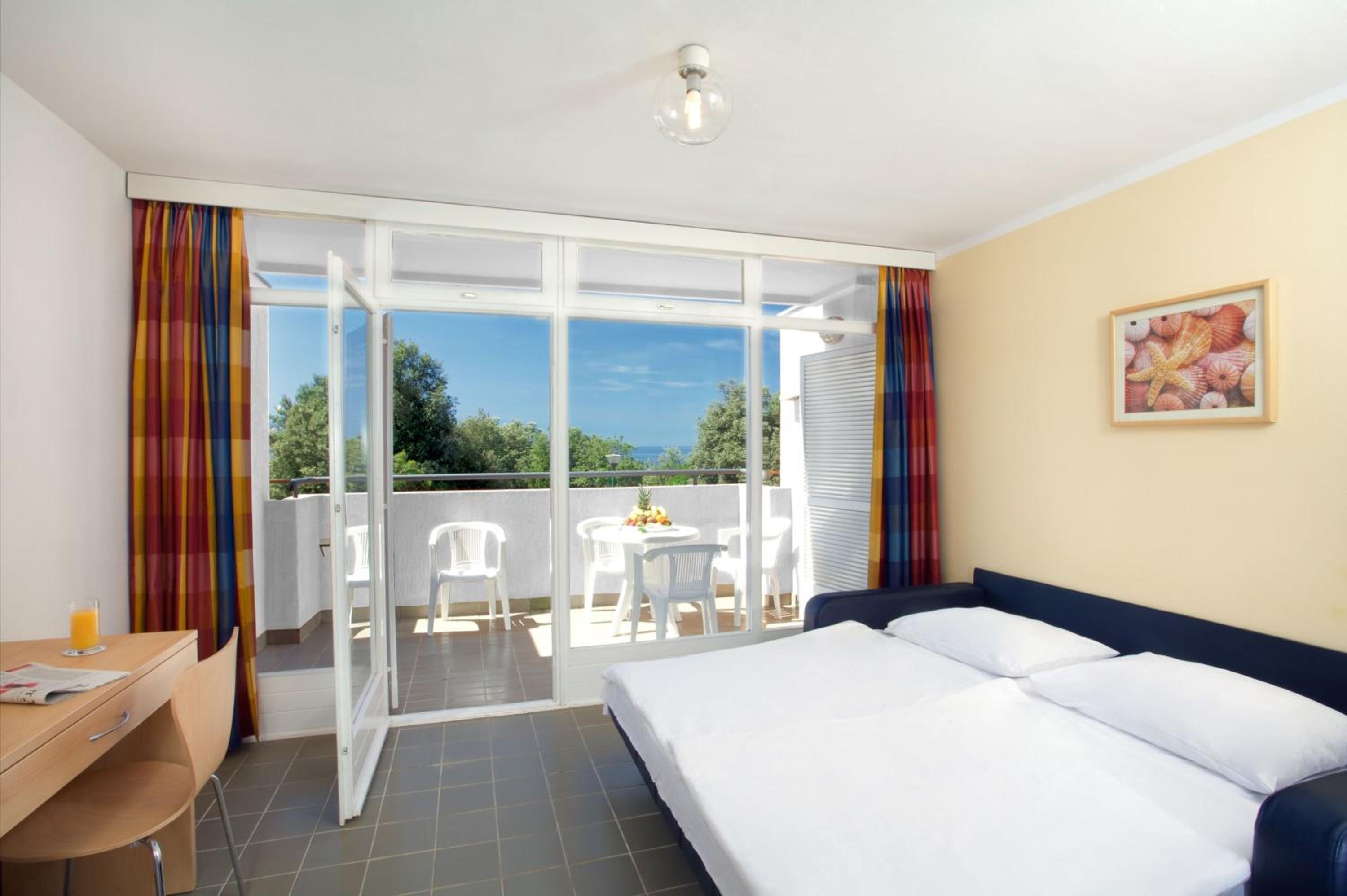 Apartment for 2+2 Seaside