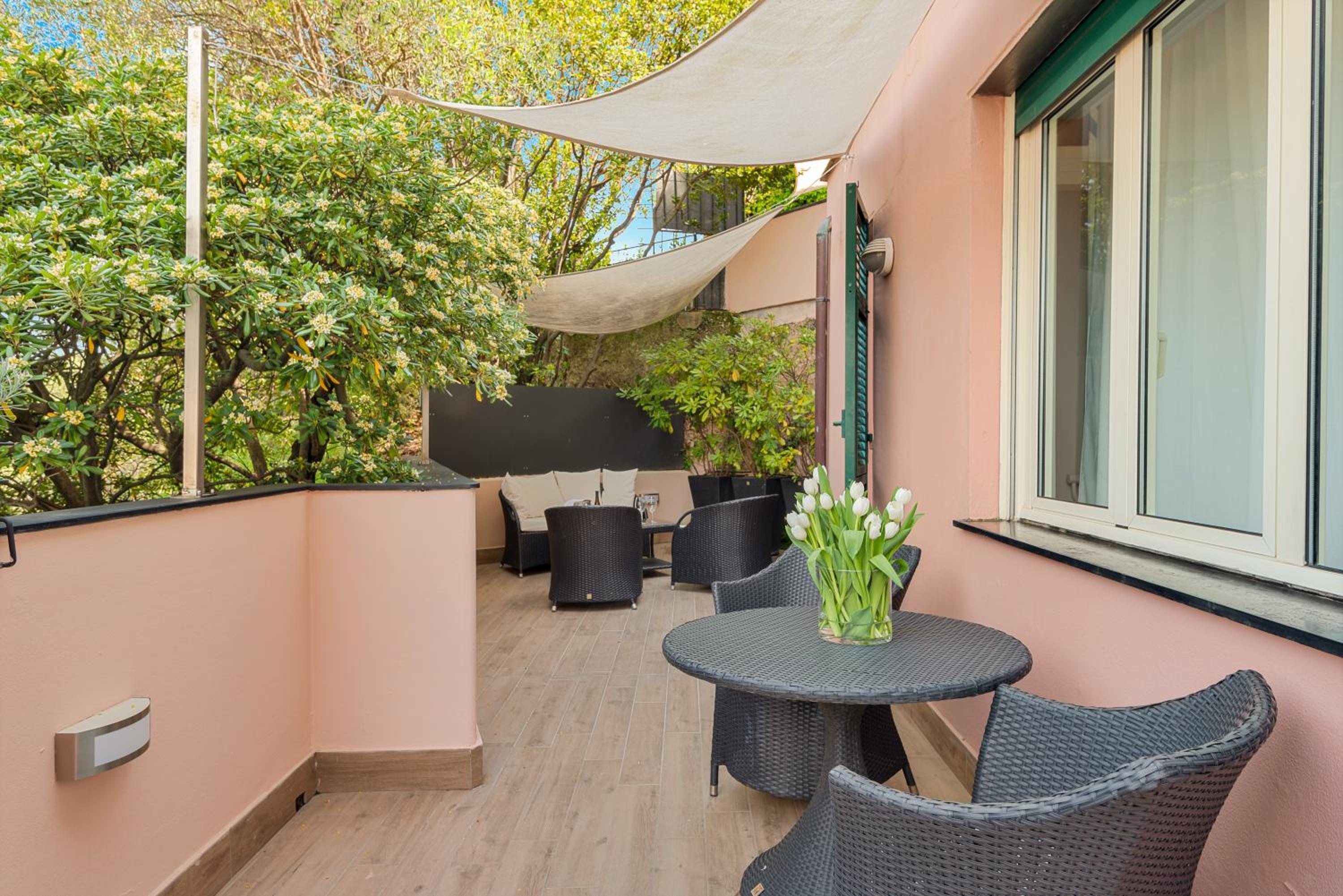 Family Room with Terrace - Photo 7