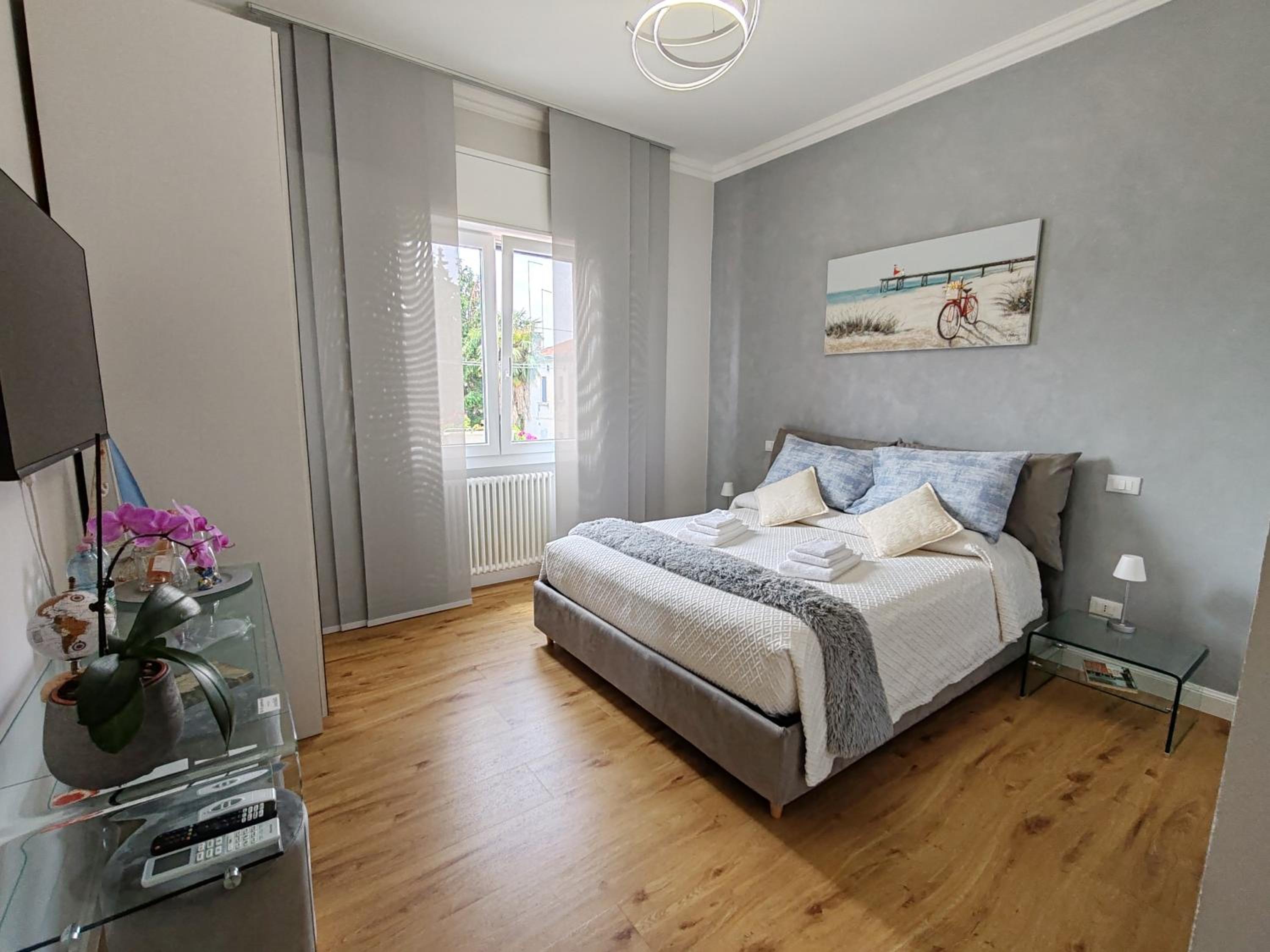Large Double Room